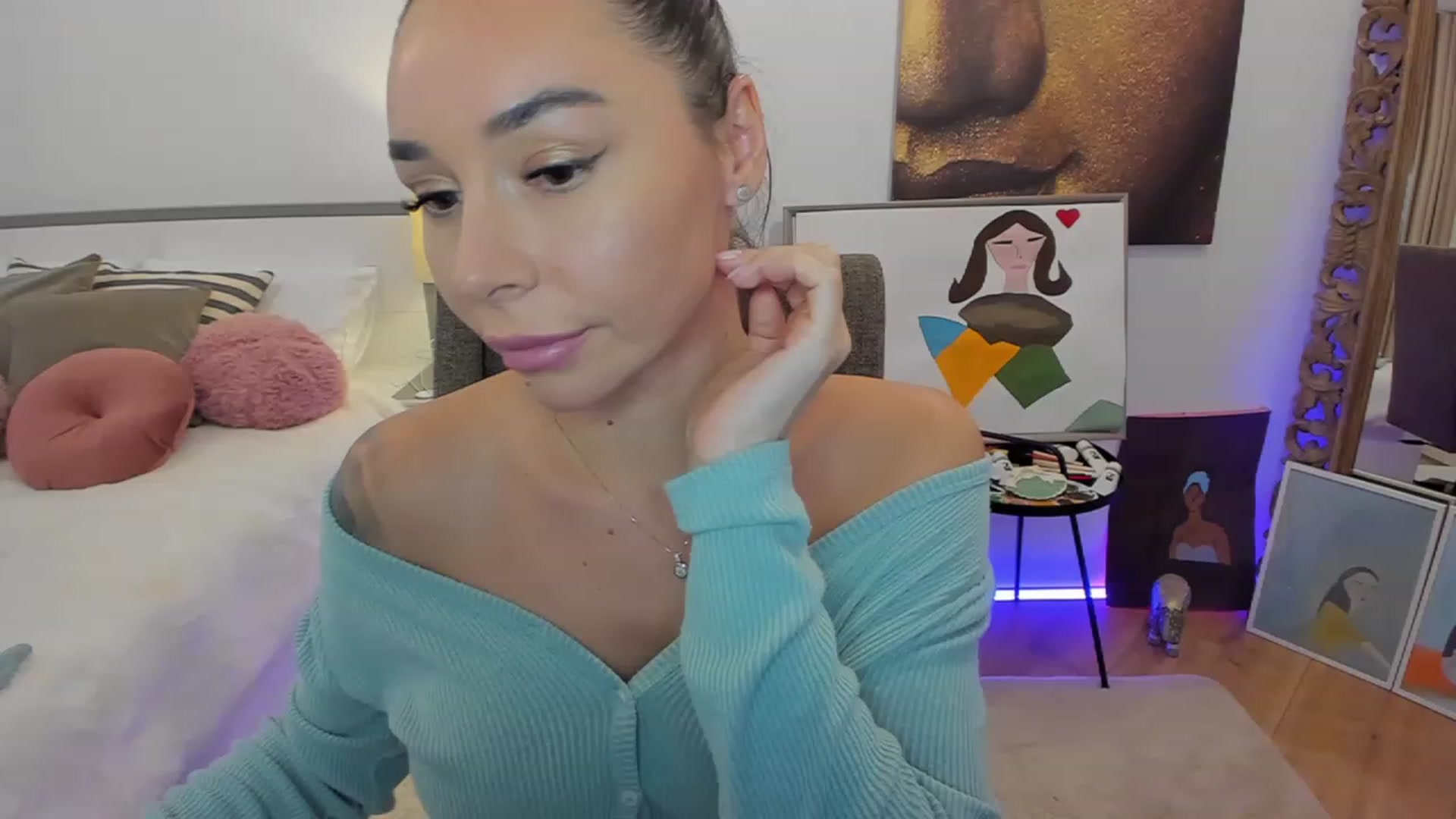 Gallery image thumbnail from BeaBeatrice's myfreecams stream on, 11/24/2022, 13:49 image 20 of 20