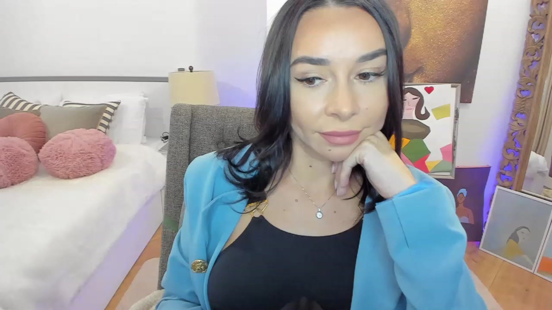 Gallery image thumbnail from BeaBeatrice's myfreecams stream on, 11/25/2022, 09:20 image 6 of 20