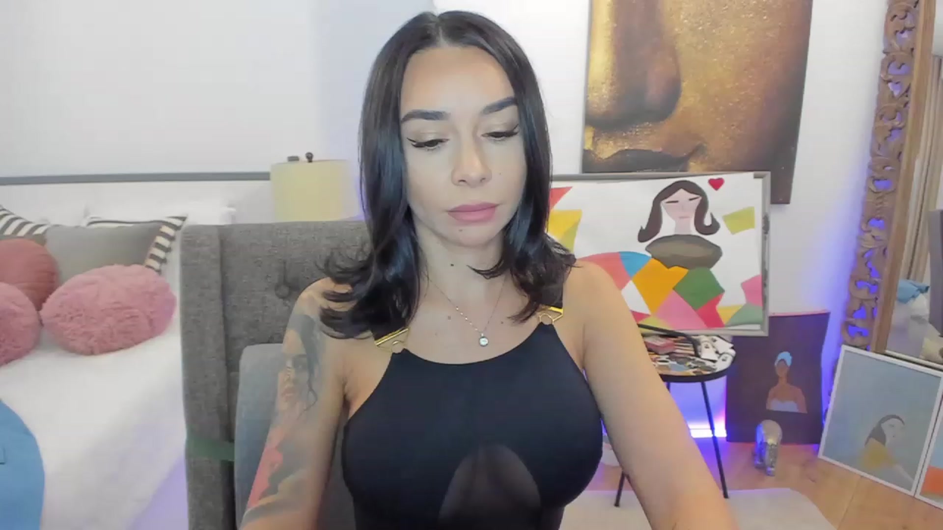 Gallery image thumbnail from BeaBeatrice's myfreecams stream on, 11/25/2022, 09:20 image 1 of 20