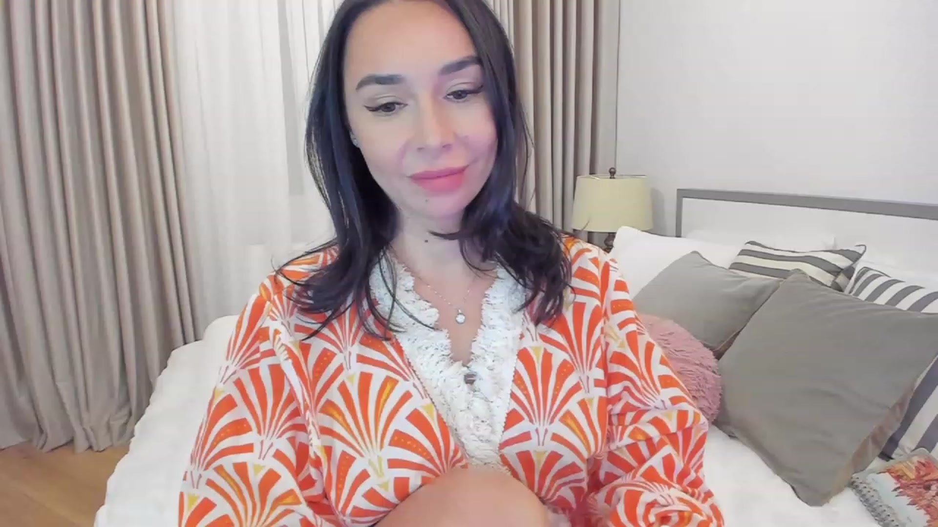 Gallery image thumbnail from BeaBeatrice's myfreecams stream on, 11/25/2022, 18:51 image 7 of 20