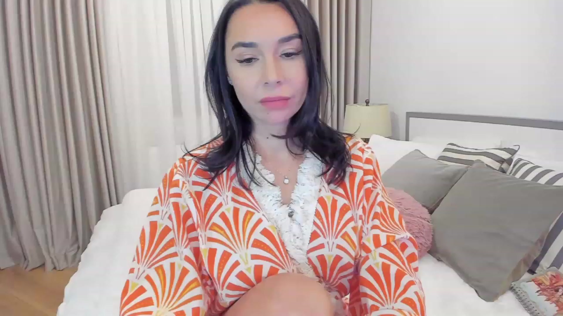 Gallery image thumbnail from BeaBeatrice's myfreecams stream on, 11/25/2022, 18:51 image 6 of 20