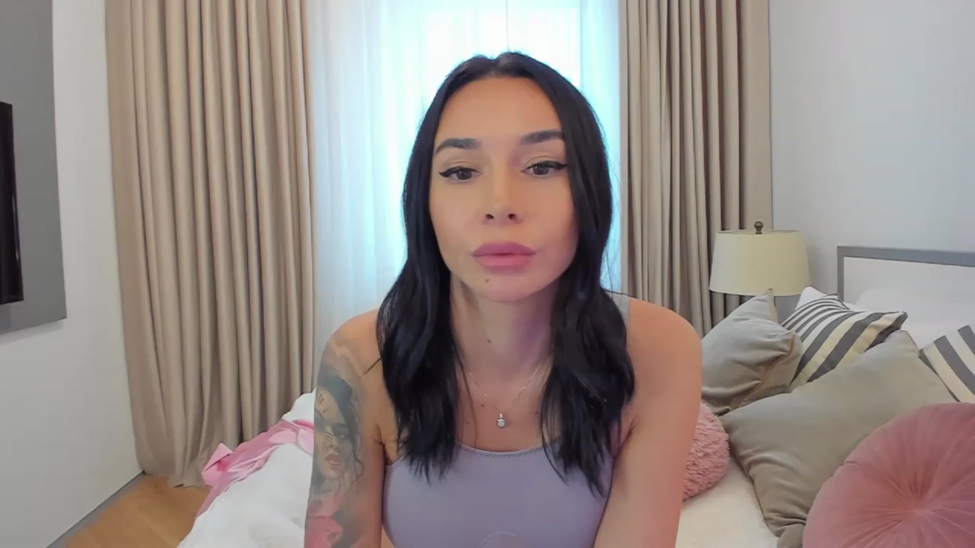 Gallery image thumbnail from BeaBeatrice's myfreecams stream on, 11/27/2022, 07:51 image 14 of 20