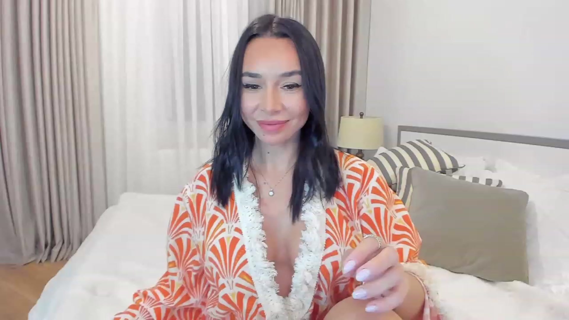 Gallery image thumbnail from BeaBeatrice's myfreecams stream on, 11/27/2022, 16:39 image 19 of 20