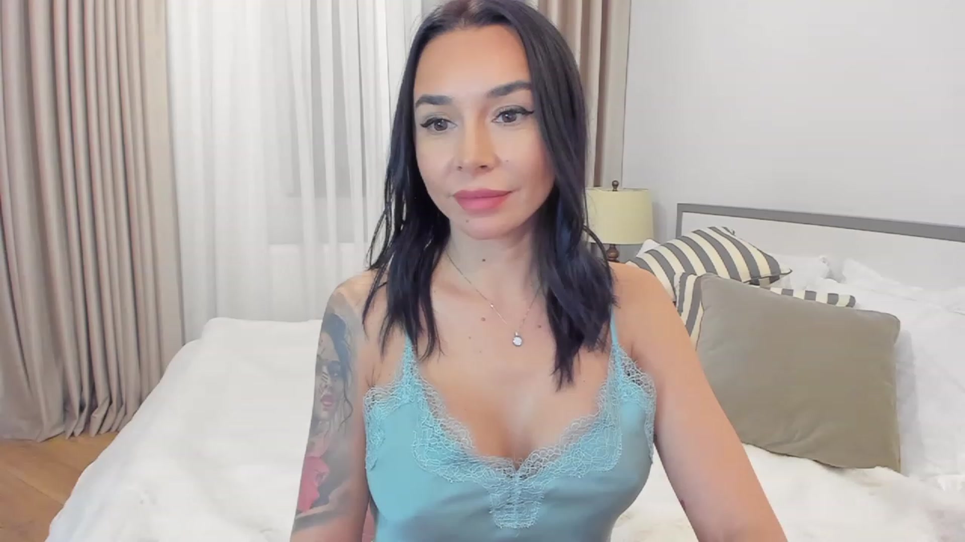 Gallery image thumbnail from BeaBeatrice's myfreecams stream on, 11/27/2022, 16:39 image 4 of 20