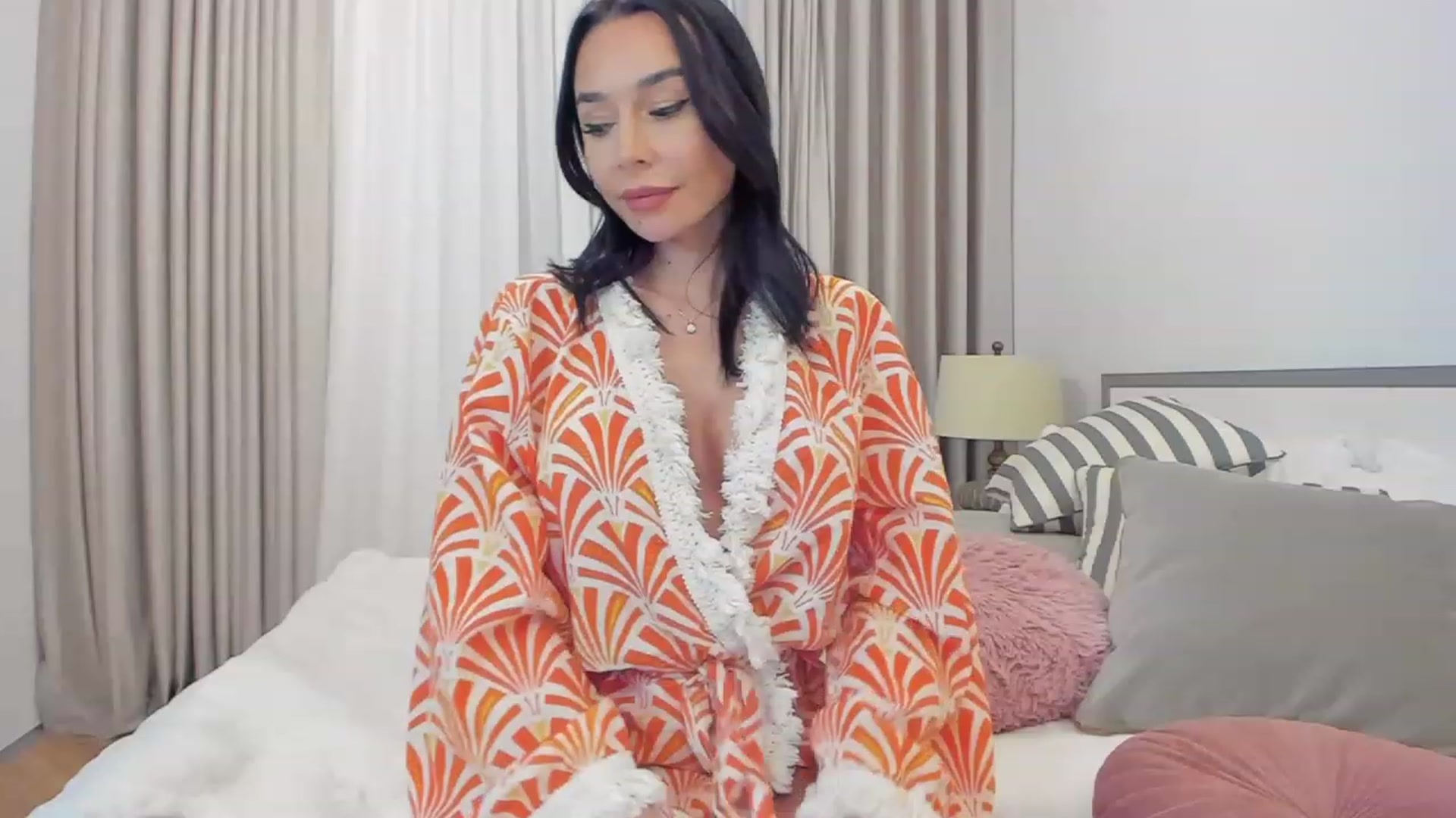 Gallery image thumbnail from BeaBeatrice's myfreecams stream on, 11/27/2022, 19:41 image 20 of 20