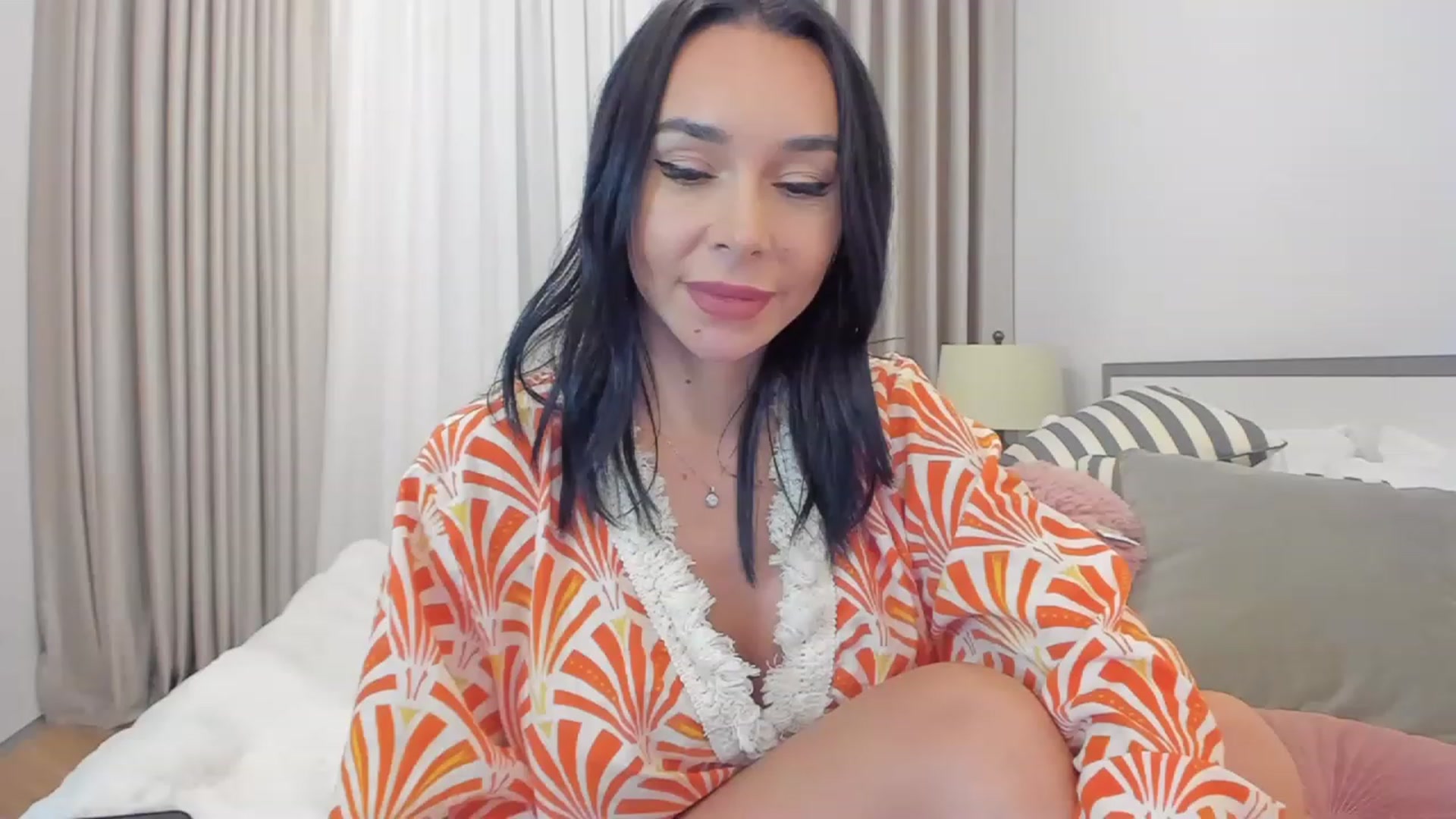 Gallery image thumbnail from BeaBeatrice's myfreecams stream on, 11/27/2022, 19:41 image 16 of 20