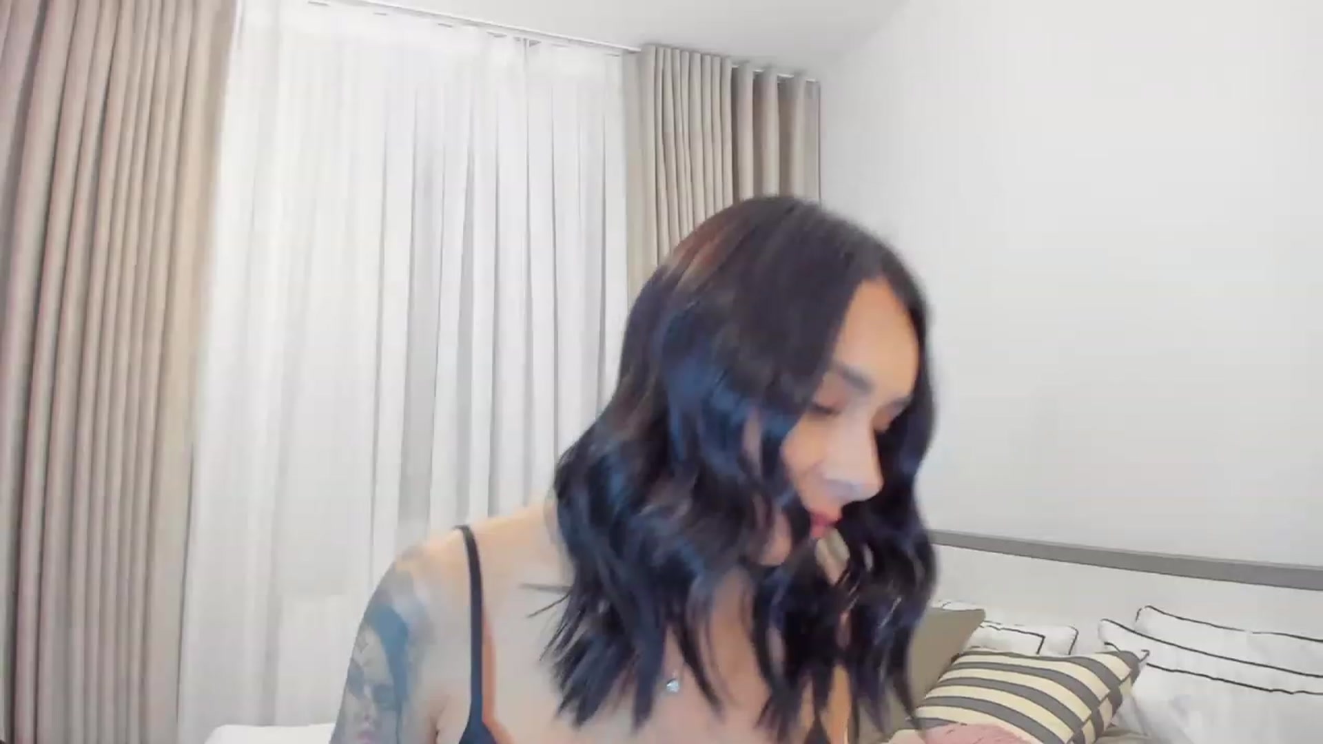 Gallery image thumbnail from BeaBeatrice's myfreecams stream on, 12/02/2022, 16:55 image 7 of 20