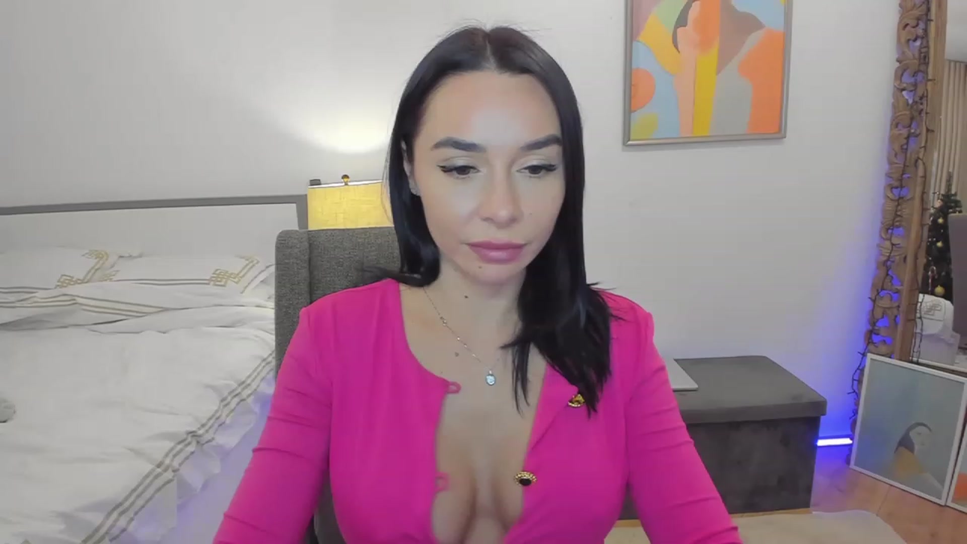 Gallery image thumbnail from BeaBeatrice's myfreecams stream on, 12/18/2022, 23:30 image 18 of 20