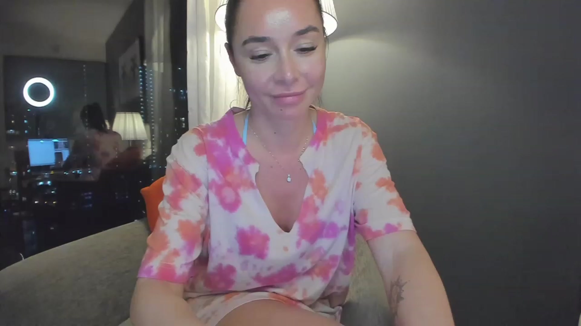 Gallery image thumbnail from BeaBeatrice's myfreecams stream on, 01/17/2023, 24:41 image 11 of 20
