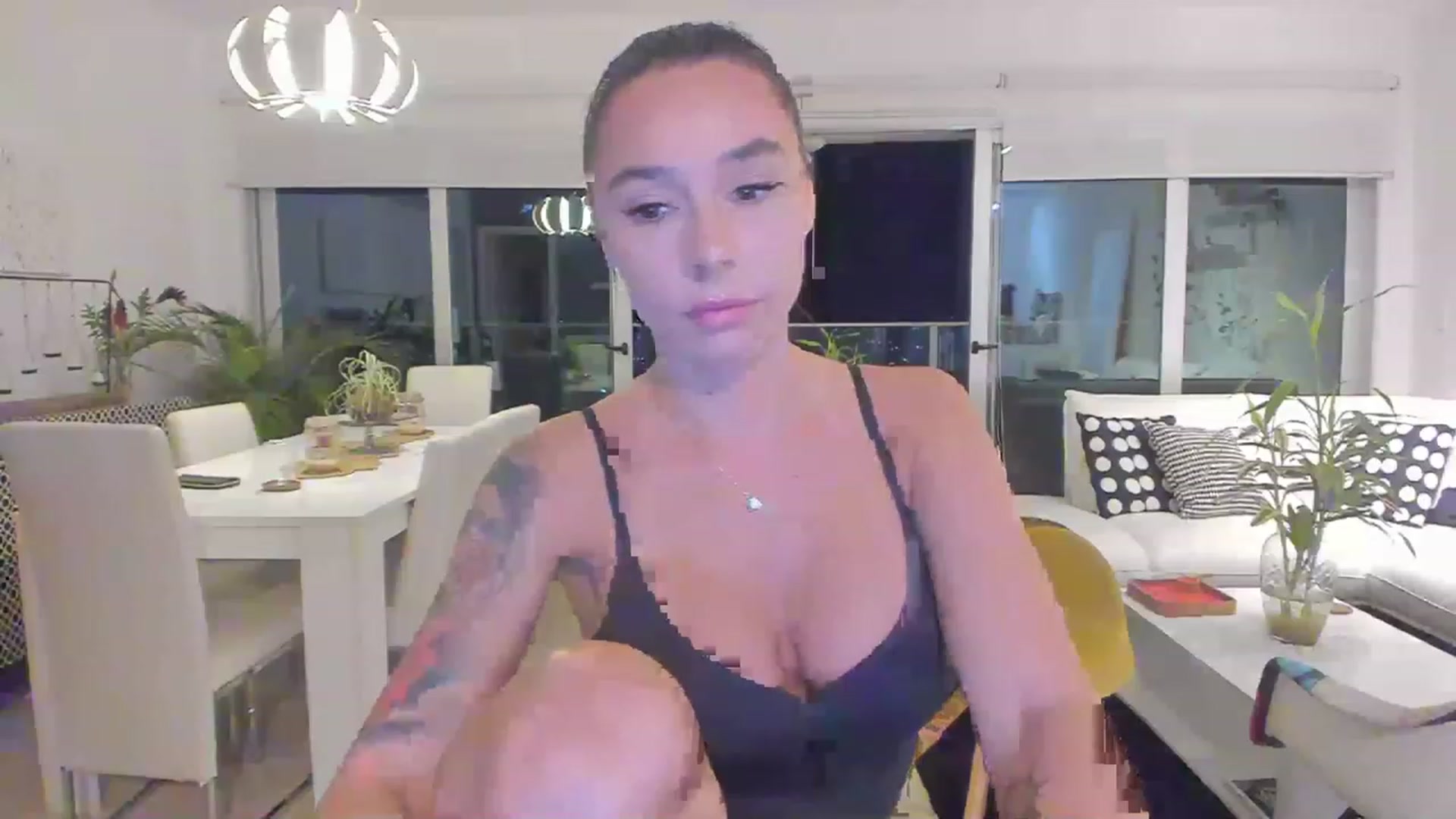 Gallery image thumbnail from BeaBeatrice's myfreecams stream on, 02/27/2023, 24:59 image 2 of 20