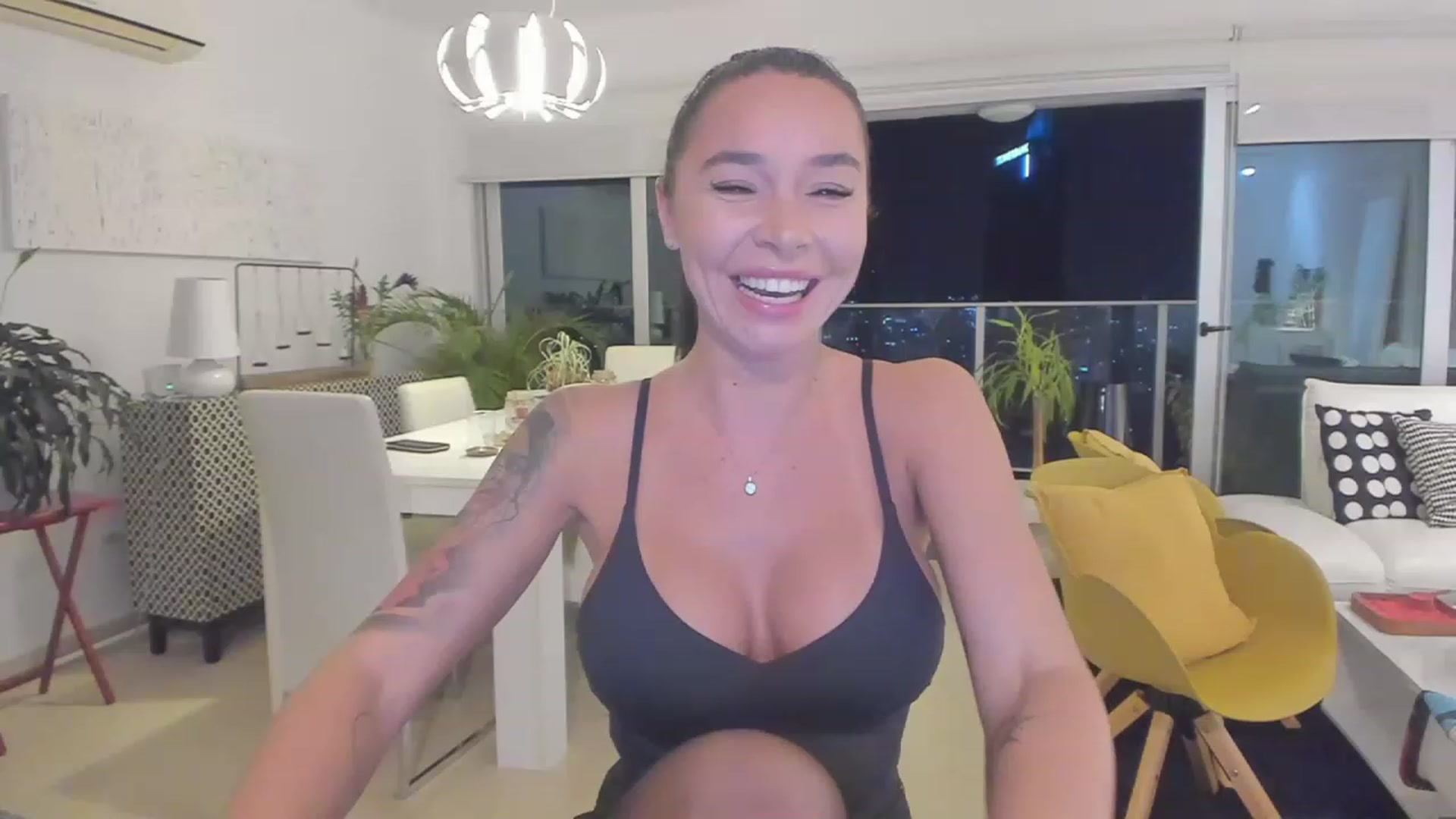 Gallery image thumbnail from BeaBeatrice's myfreecams stream on, 02/27/2023, 02:06 image 6 of 20