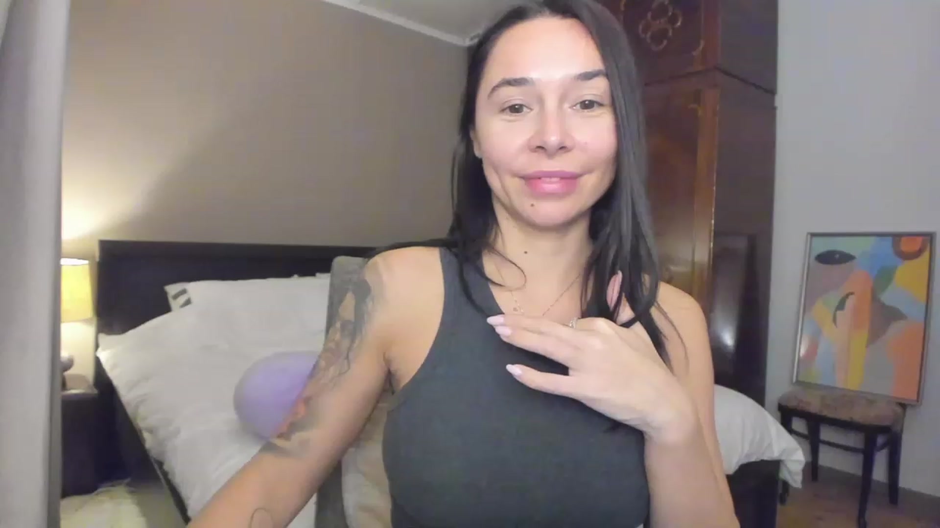 Gallery image thumbnail from BeaBeatrice's myfreecams stream on, 04/16/2023, 23:49 image 15 of 20