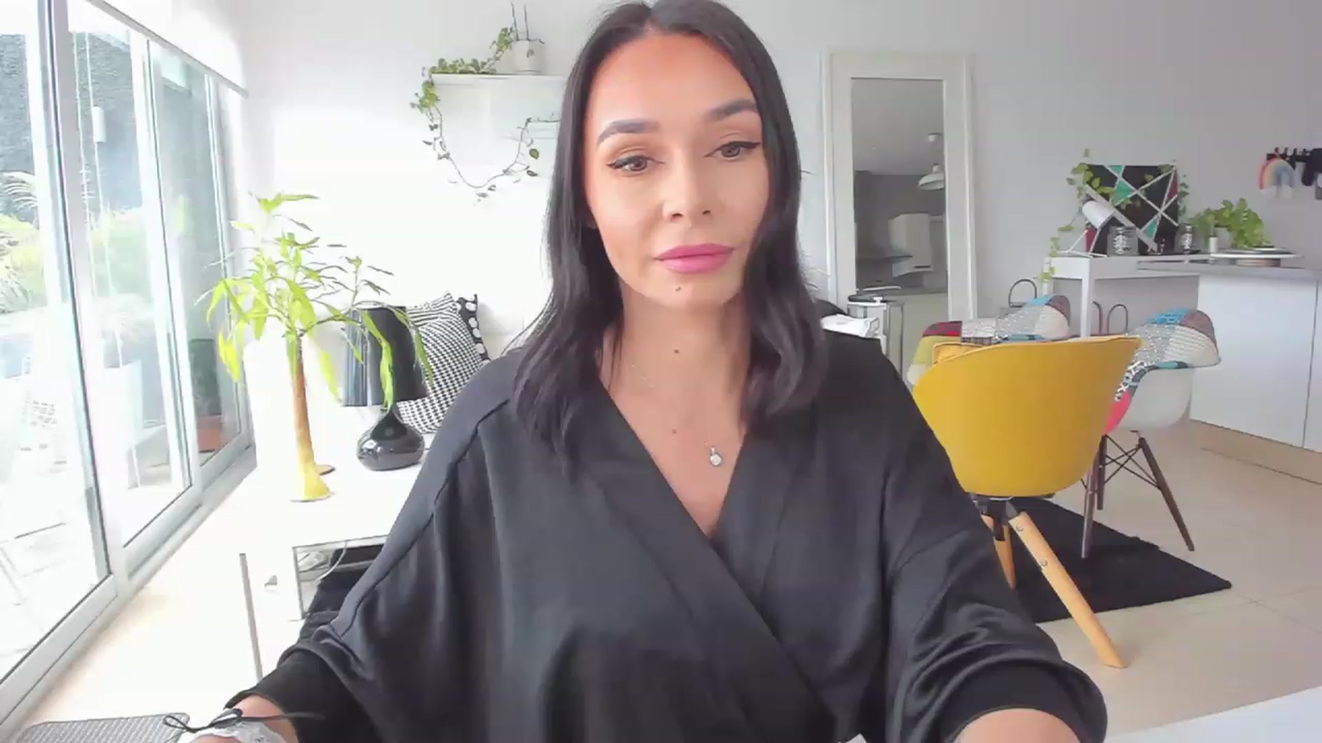 Gallery image thumbnail from BeaBeatrice's myfreecams stream on, 05/21/2023, 20:39 image 12 of 20