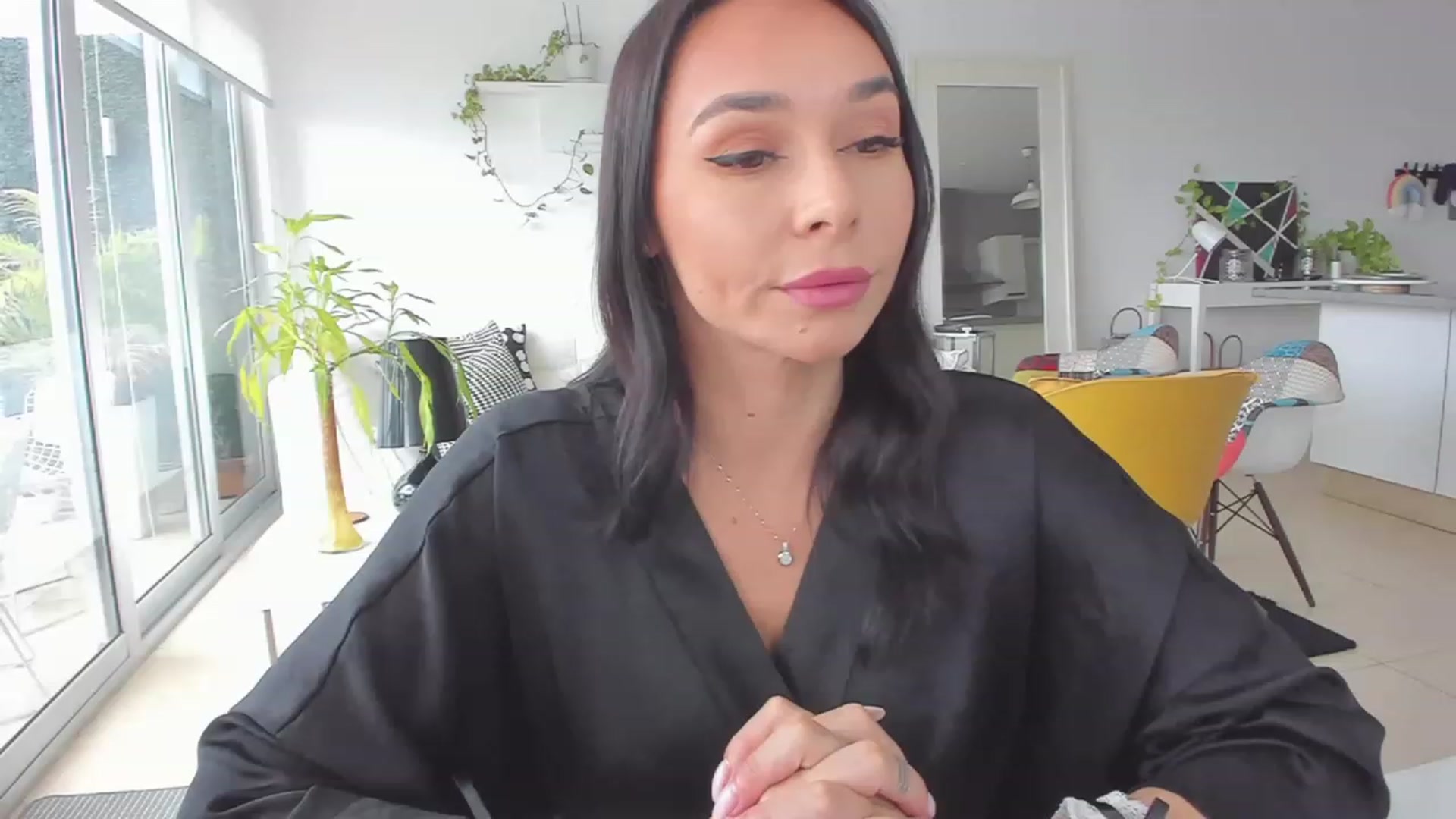 Gallery image thumbnail from BeaBeatrice's myfreecams stream on, 05/21/2023, 20:39 image 10 of 20