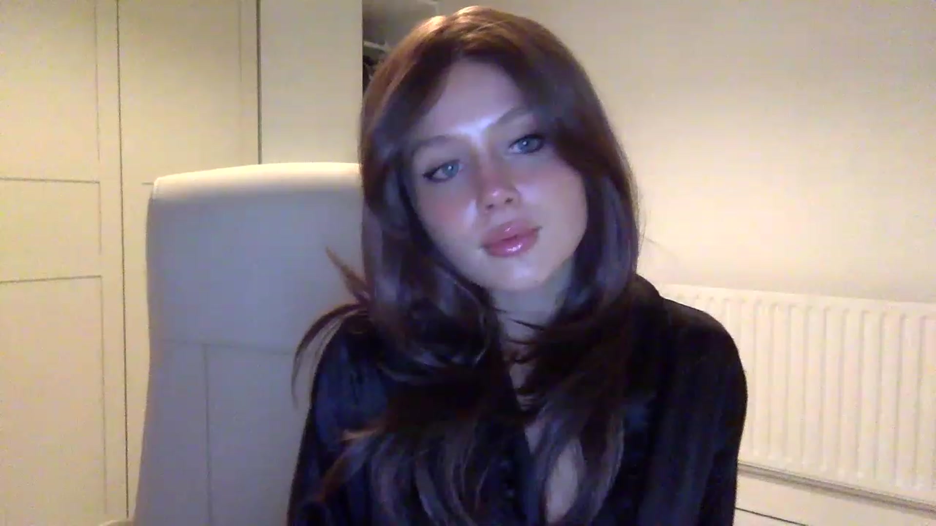 Gallery image thumbnail from BeaSaitou's myfreecams stream on, 11/14/2022, 22:18 image 6 of 20