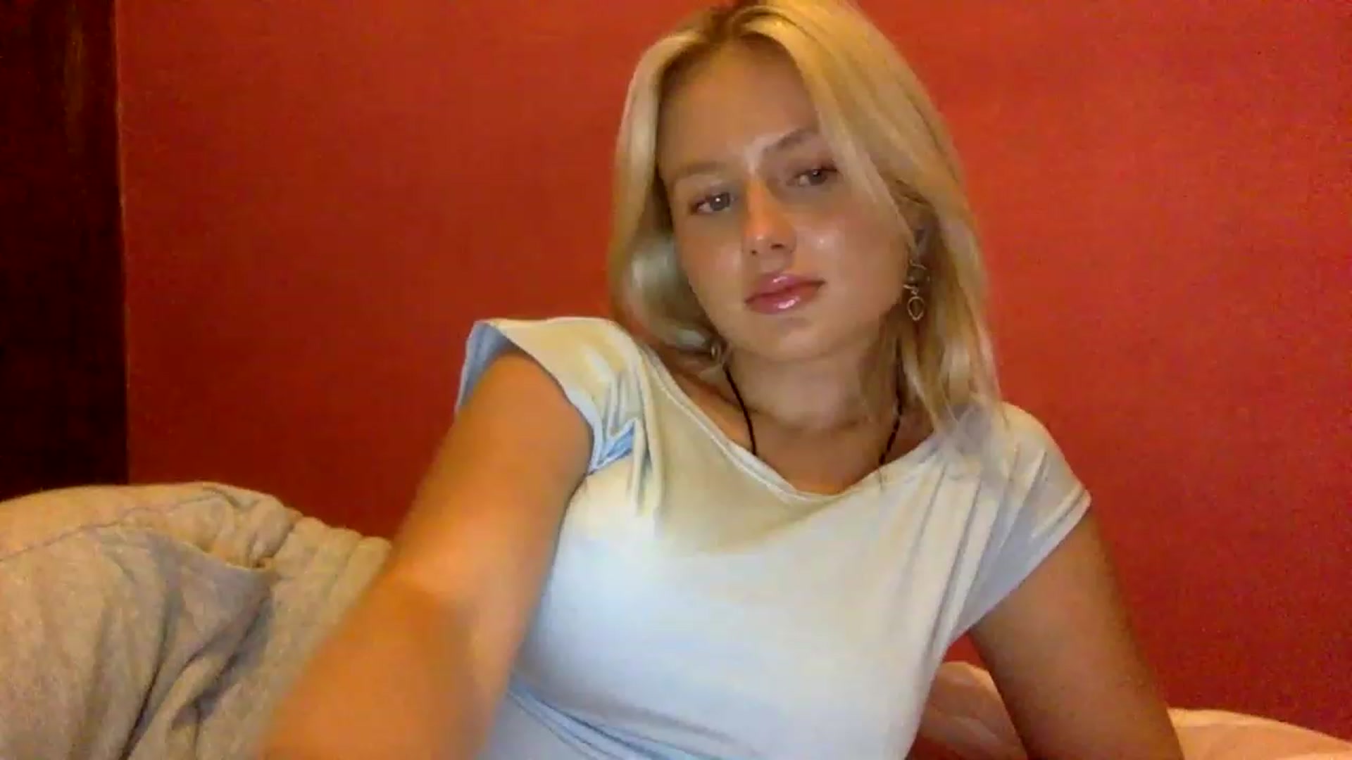 Gallery image thumbnail from BeaSaitou's myfreecams stream on, 12/06/2022, 16:47 image 11 of 20