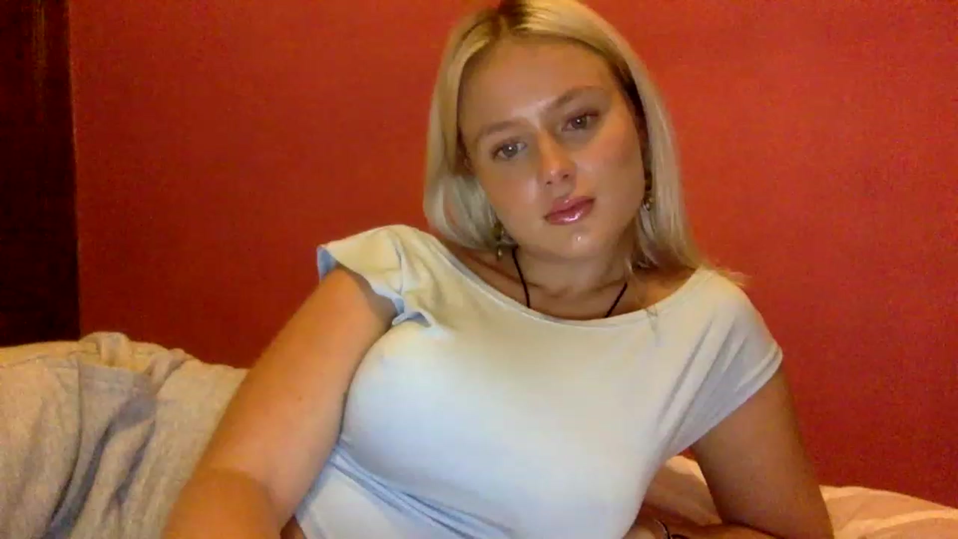 Gallery image thumbnail from BeaSaitou's myfreecams stream on, 12/06/2022, 16:47 image 17 of 20