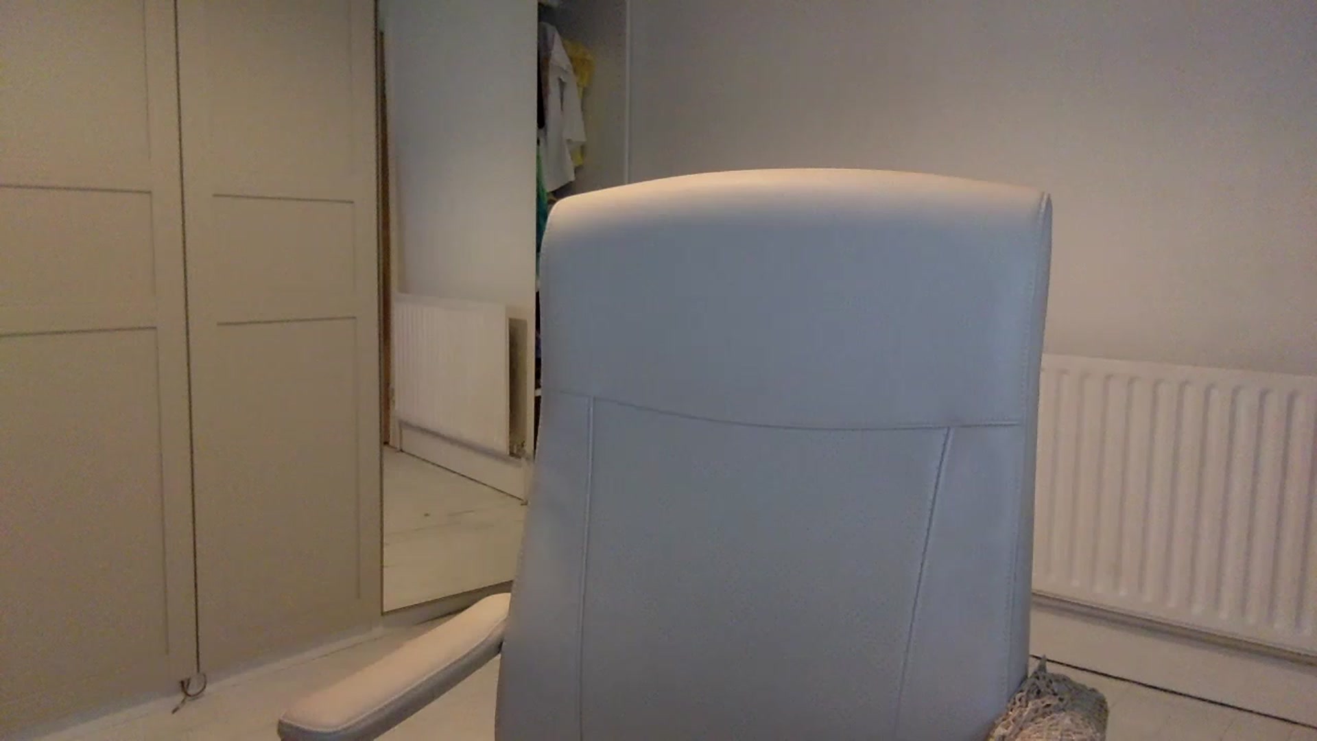 Gallery image thumbnail from BeaSaitou's myfreecams stream on, 12/07/2022, 21:40 image 7 of 20
