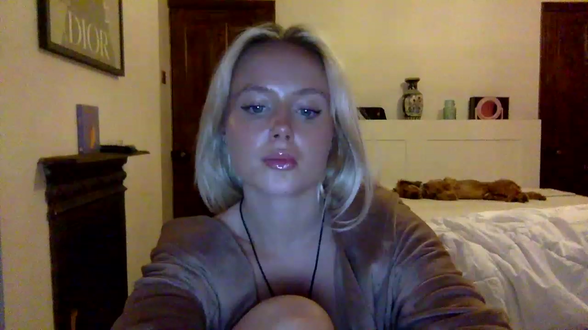 Gallery image thumbnail from BeaSaitou's myfreecams stream on, 12/08/2022, 16:30 image 19 of 20
