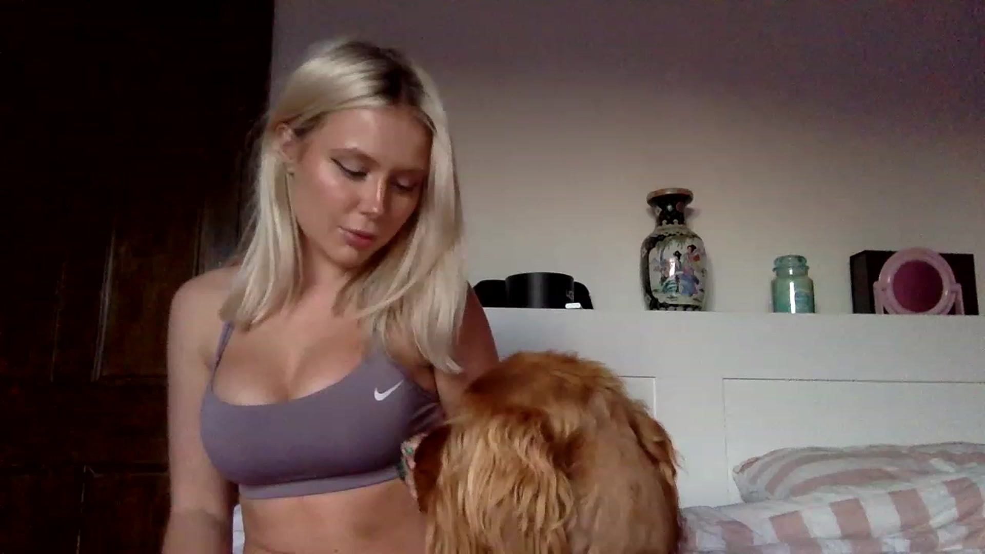 Gallery image thumbnail from BeaSaitou's myfreecams stream on, 12/09/2022, 15:39 image 17 of 20