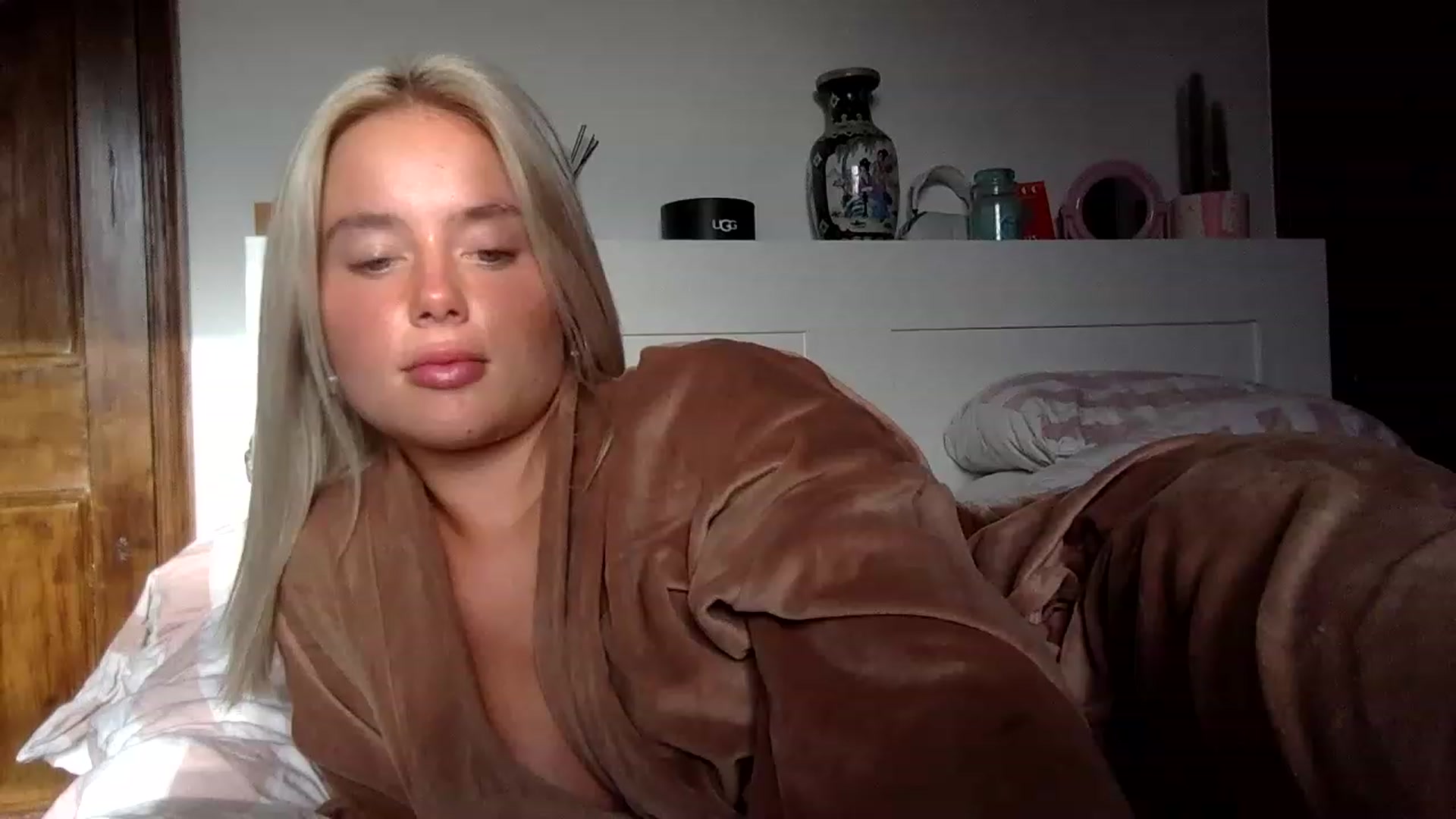 Gallery image thumbnail from BeaSaitou's myfreecams stream on, 01/17/2023, 12:07 image 17 of 20