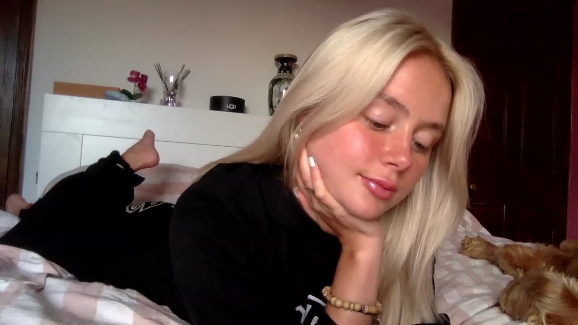 Gallery image thumbnail from BeaSaitou's myfreecams stream on, 01/17/2023, 15:57 image 6 of 20