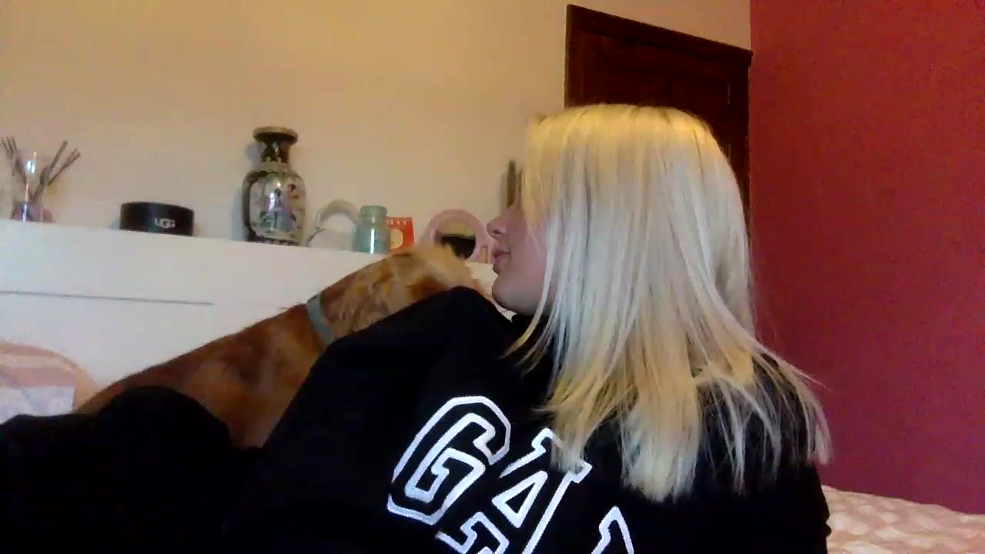 Gallery image thumbnail from BeaSaitou's myfreecams stream on, 01/17/2023, 16:31 image 14 of 20