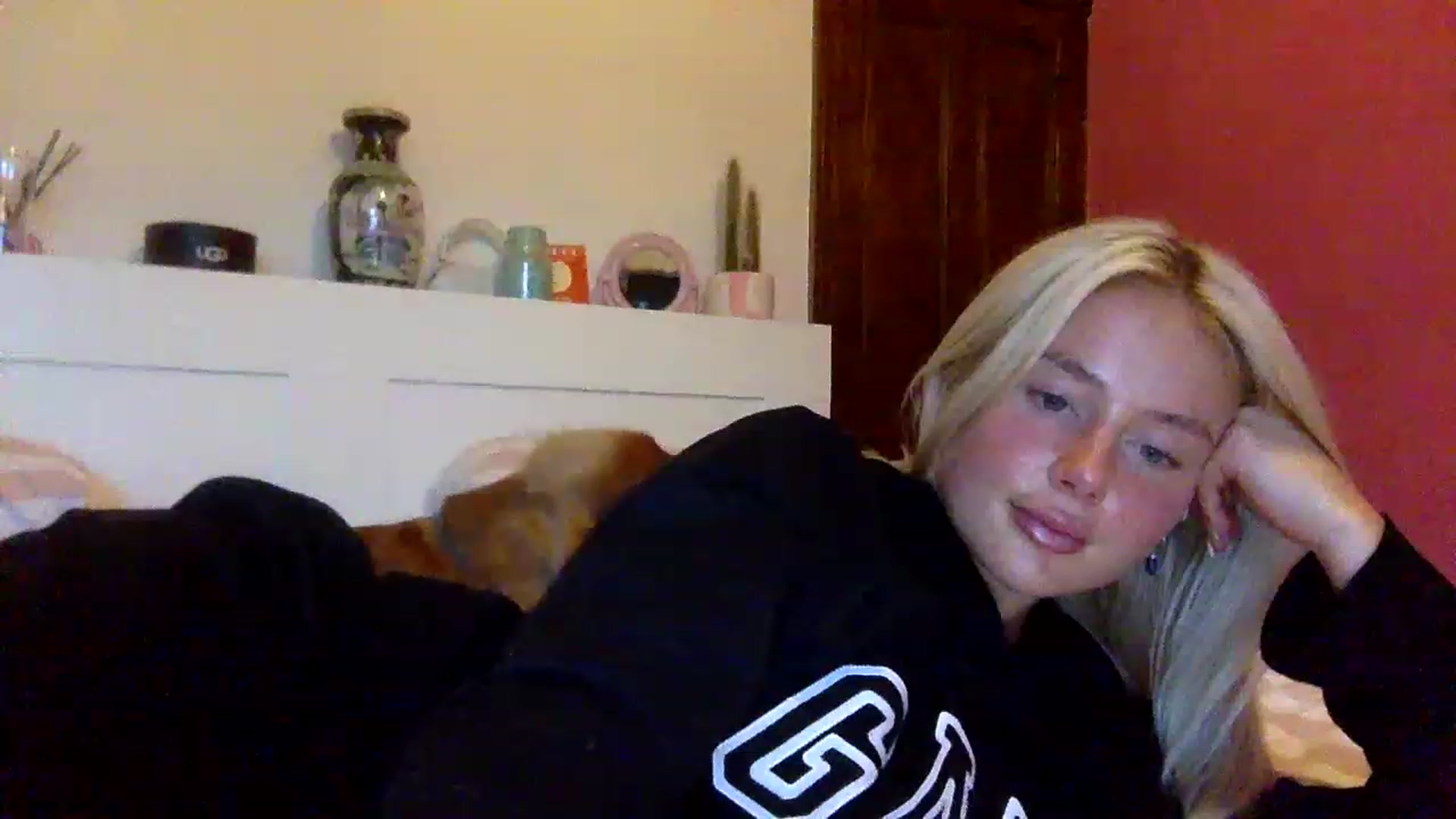 Gallery image thumbnail from BeaSaitou's myfreecams stream on, 01/17/2023, 16:31 image 18 of 20