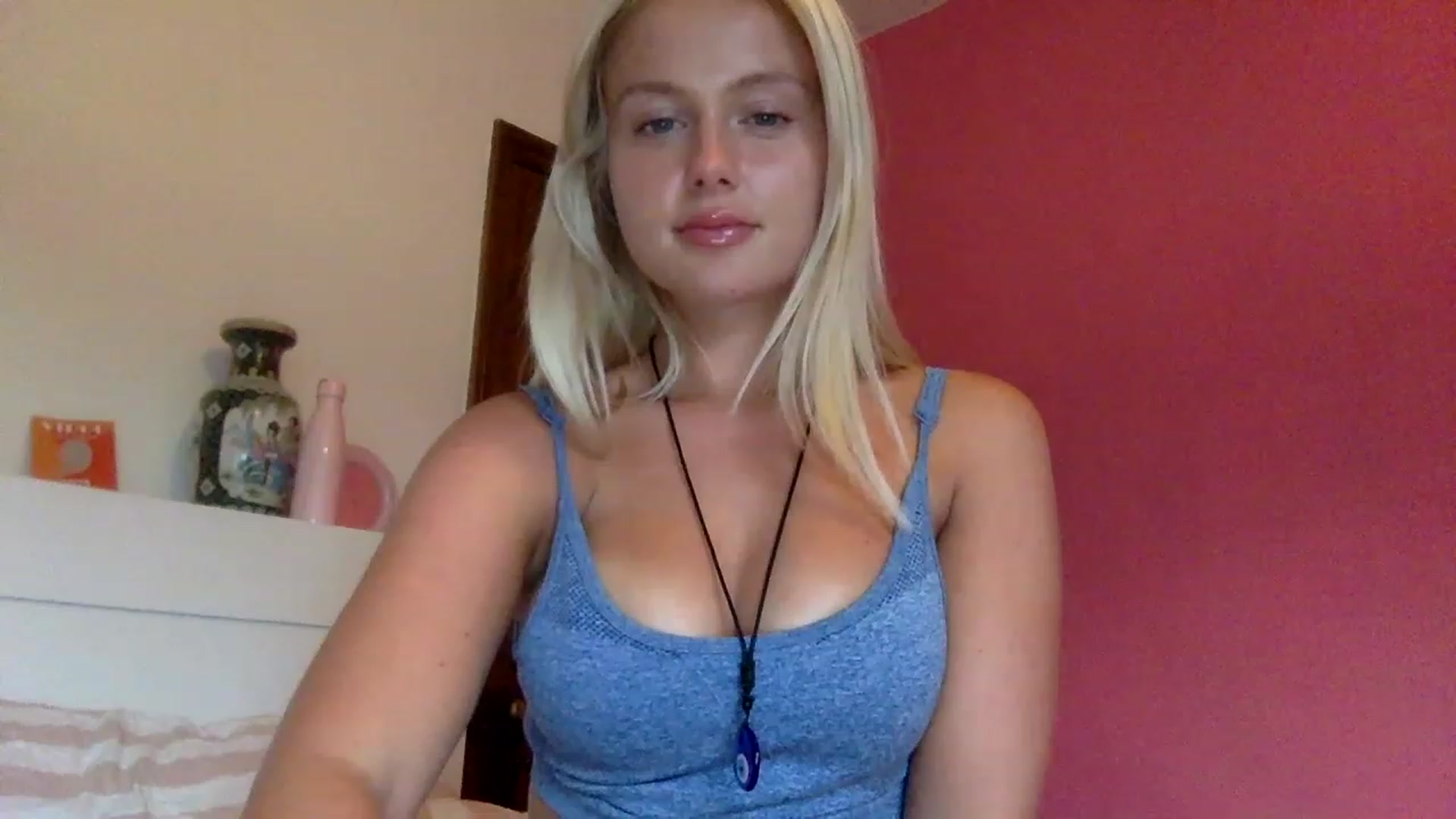 Gallery image thumbnail from BeaSaitou's myfreecams stream on, 02/09/2023, 17:06 image 12 of 20