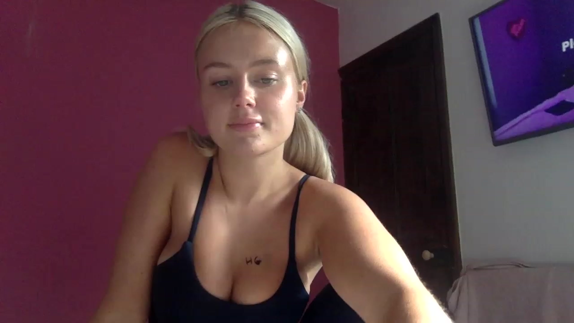 Gallery image thumbnail from BeaSaitou's myfreecams stream on, 02/20/2023, 13:44 image 16 of 20