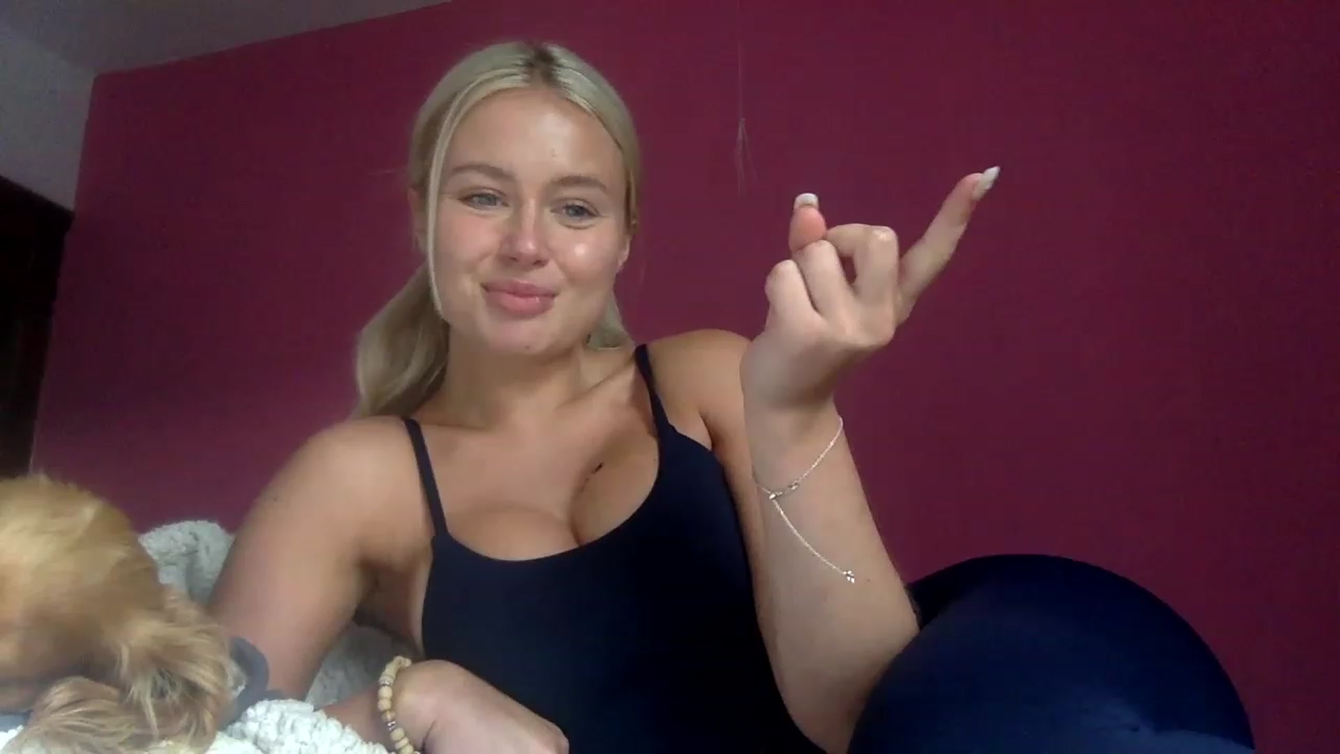 Gallery image thumbnail from BeaSaitou's myfreecams stream on, 02/20/2023, 13:44 image 7 of 20