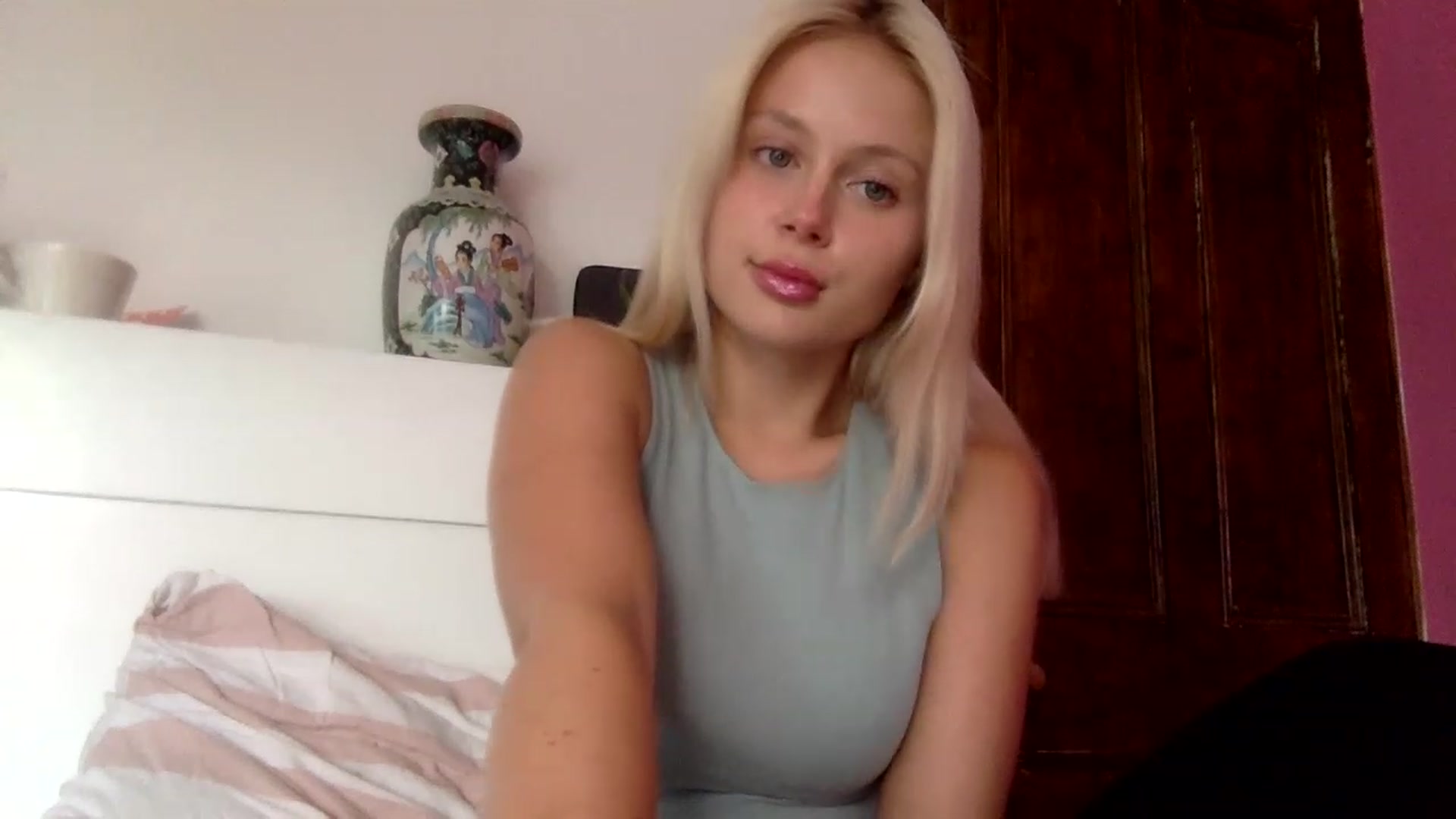 Gallery image thumbnail from BeaSaitou's myfreecams stream on, 02/24/2023, 14:56 image 8 of 20