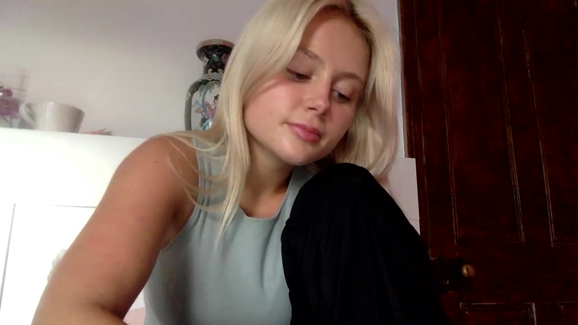 Gallery image thumbnail from BeaSaitou's myfreecams stream on, 02/24/2023, 14:56 image 14 of 20
