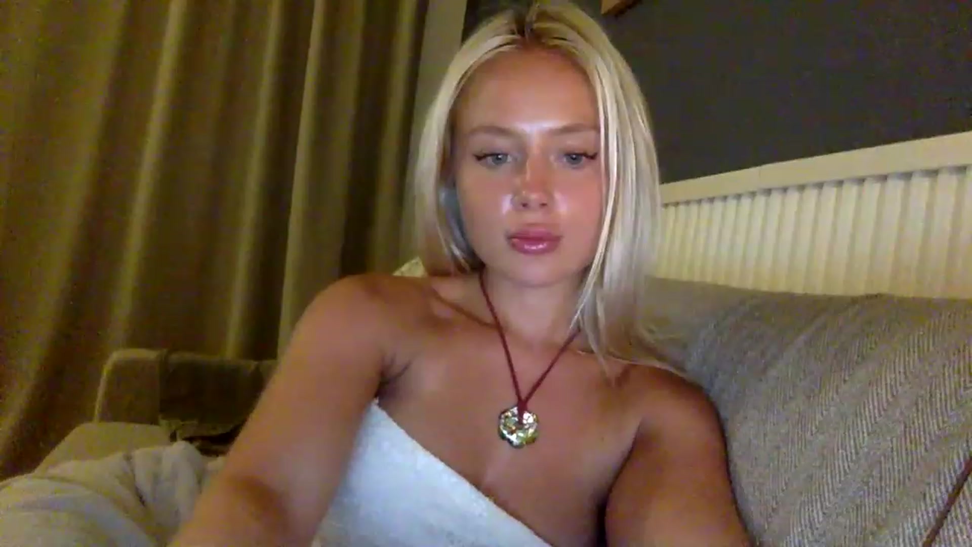 Gallery image thumbnail from BeaSaitou's myfreecams stream on, 03/02/2023, 23:47 image 15 of 20