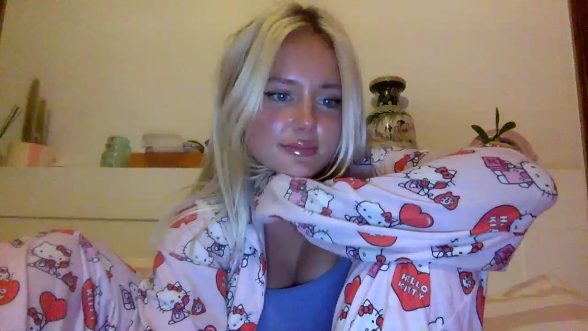 Gallery image thumbnail from BeaSaitou's myfreecams stream on, 03/07/2023, 20:17 image 18 of 20