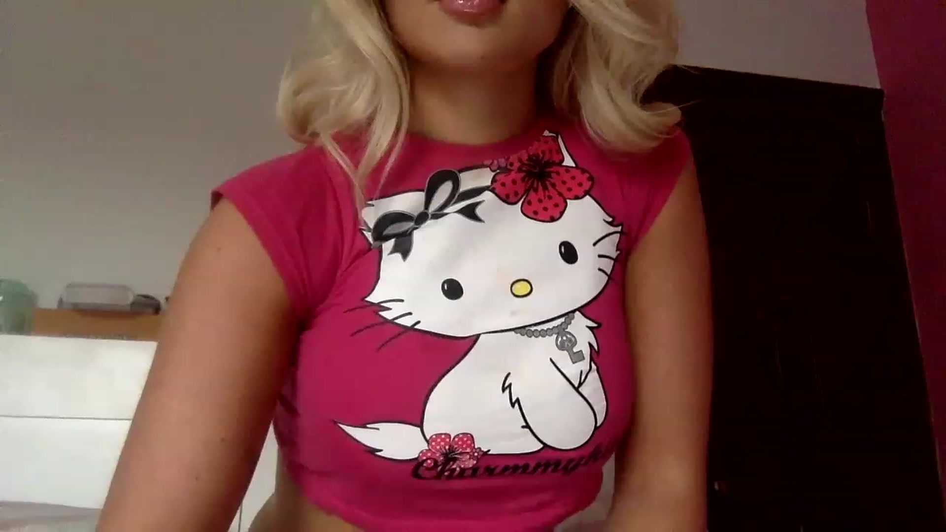 Gallery image thumbnail from BeaSaitou's myfreecams stream on, 05/29/2023, 06:52 image 16 of 20