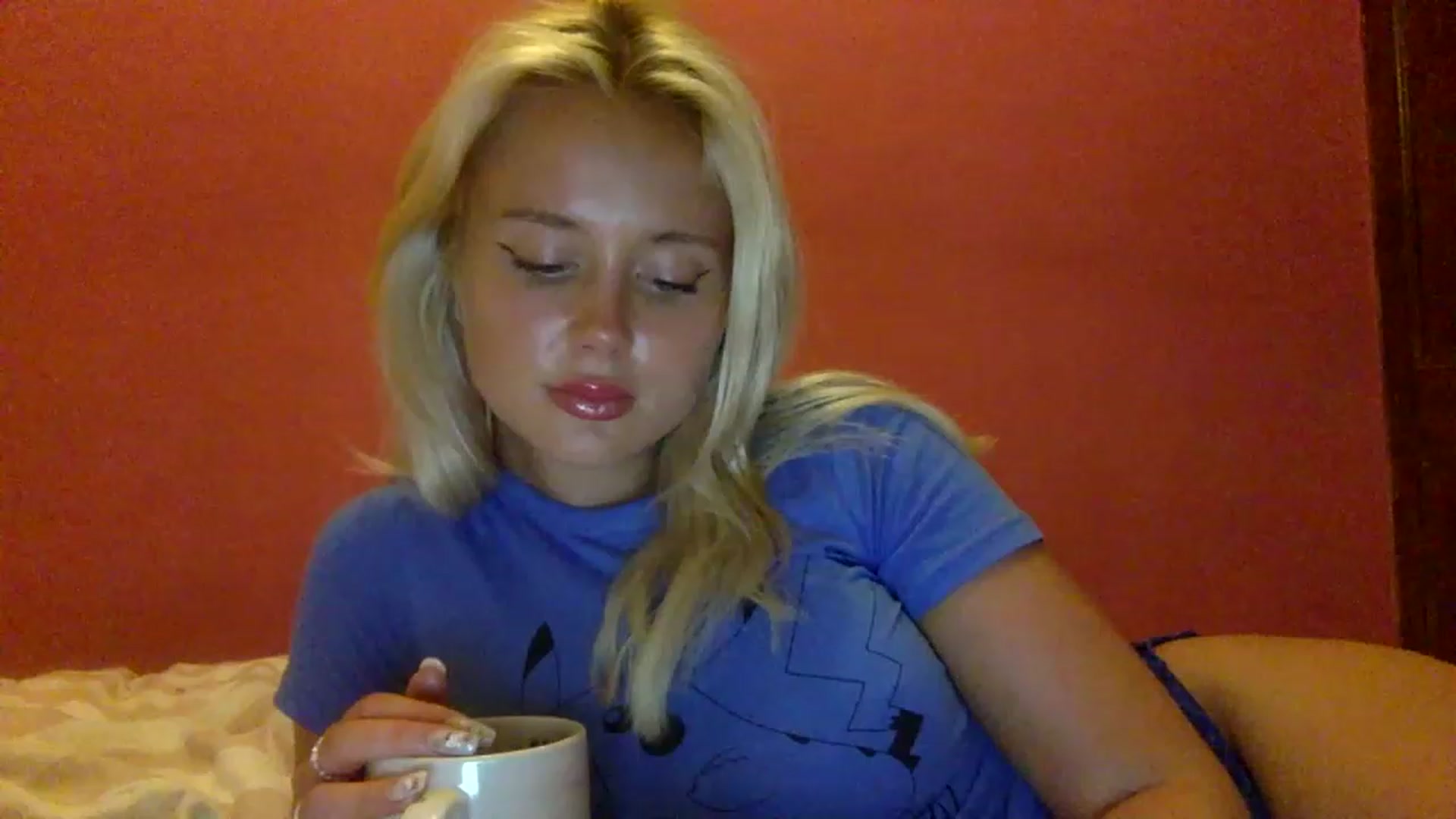 Gallery image thumbnail from BeaSaitou's myfreecams stream on, 03/09/2023, 21:20 image 7 of 20