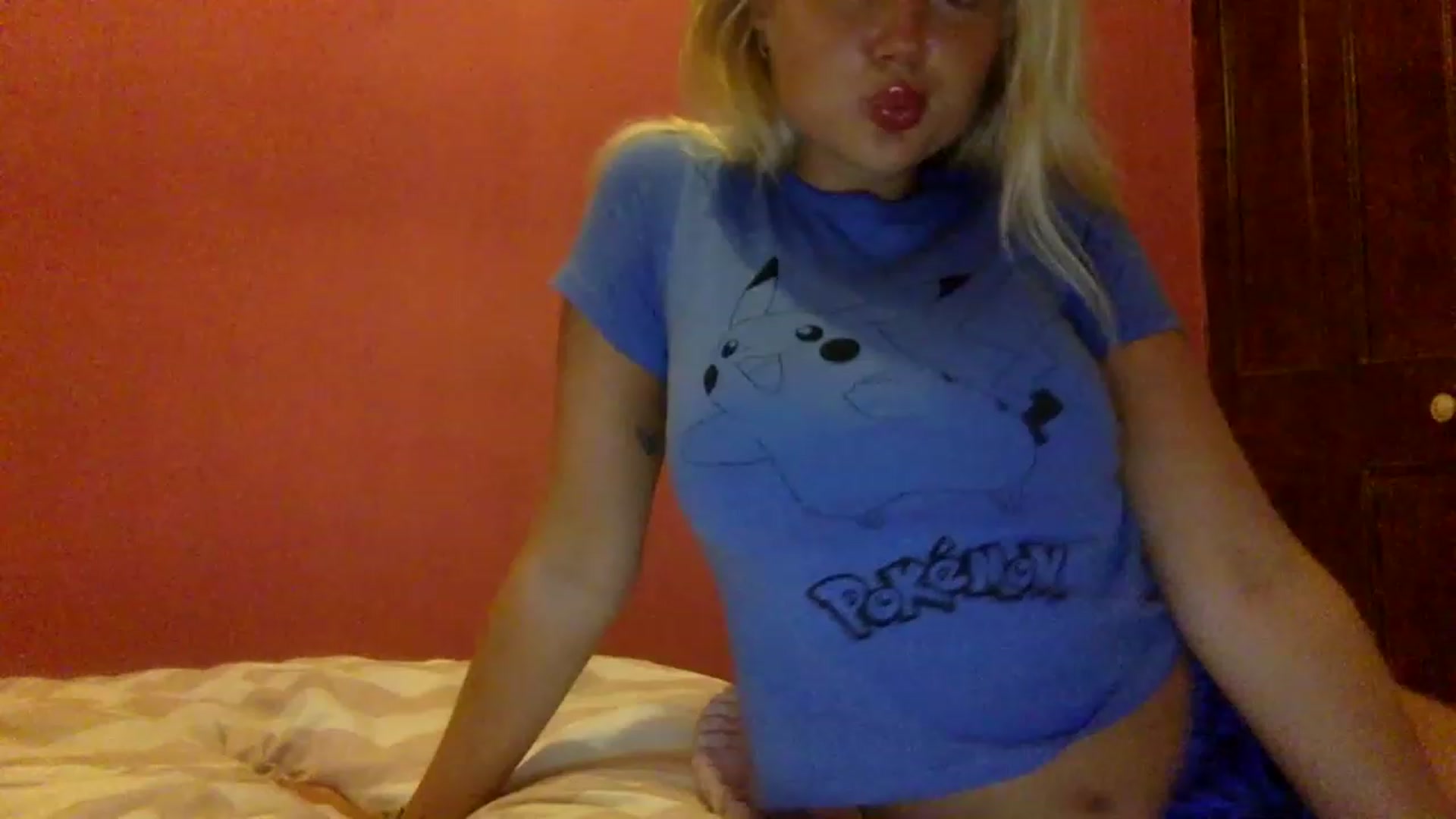 Gallery image thumbnail from BeaSaitou's myfreecams stream on, 03/09/2023, 21:20 image 2 of 20