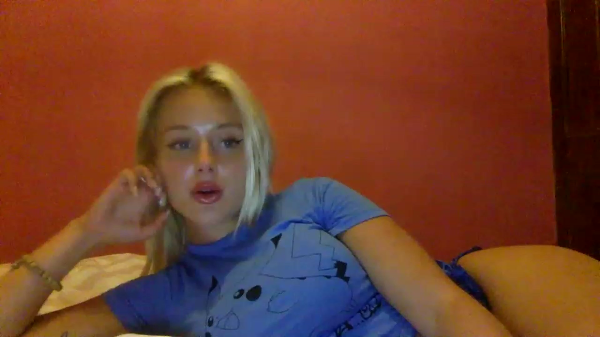 Gallery image thumbnail from BeaSaitou's myfreecams stream on, 03/09/2023, 21:20 image 18 of 20