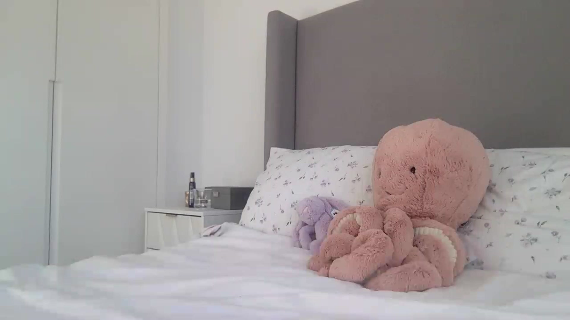 Gallery image thumbnail from BeaSaitou's myfreecams stream on, 04/03/2023, 17:28 image 4 of 20