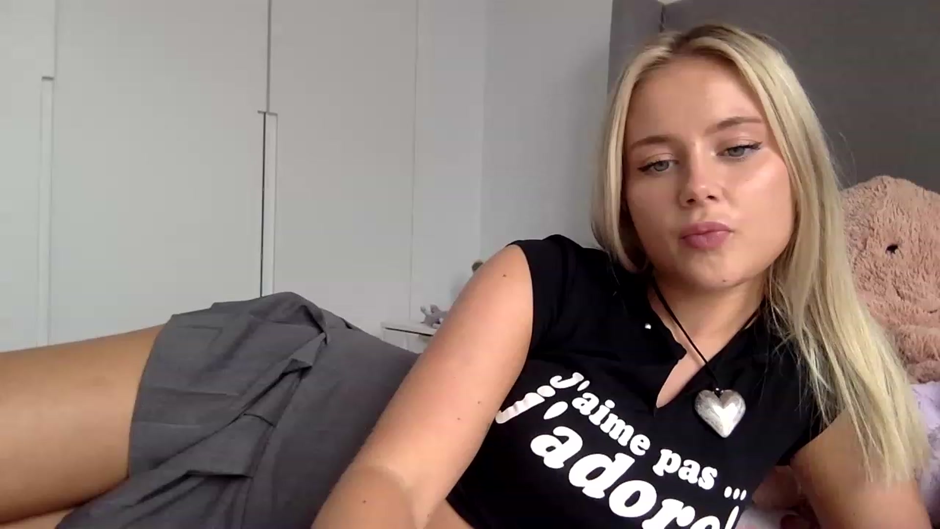 Gallery image thumbnail from BeaSaitou's myfreecams stream on, 05/02/2023, 15:22 image 9 of 20