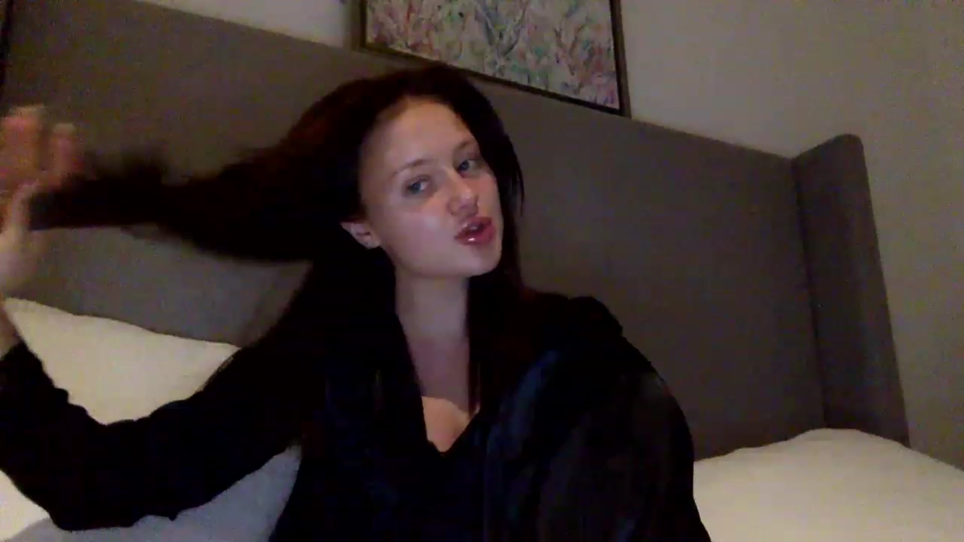Gallery image thumbnail from BeaSaitou's myfreecams stream on, 05/16/2023, 22:57 image 16 of 20