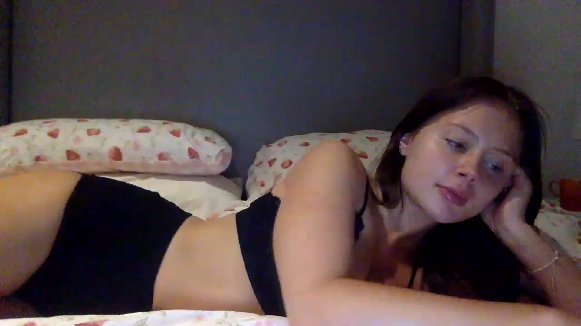 Gallery image thumbnail from BeaSaitou's myfreecams stream on, 05/22/2023, 23:01 image 11 of 20