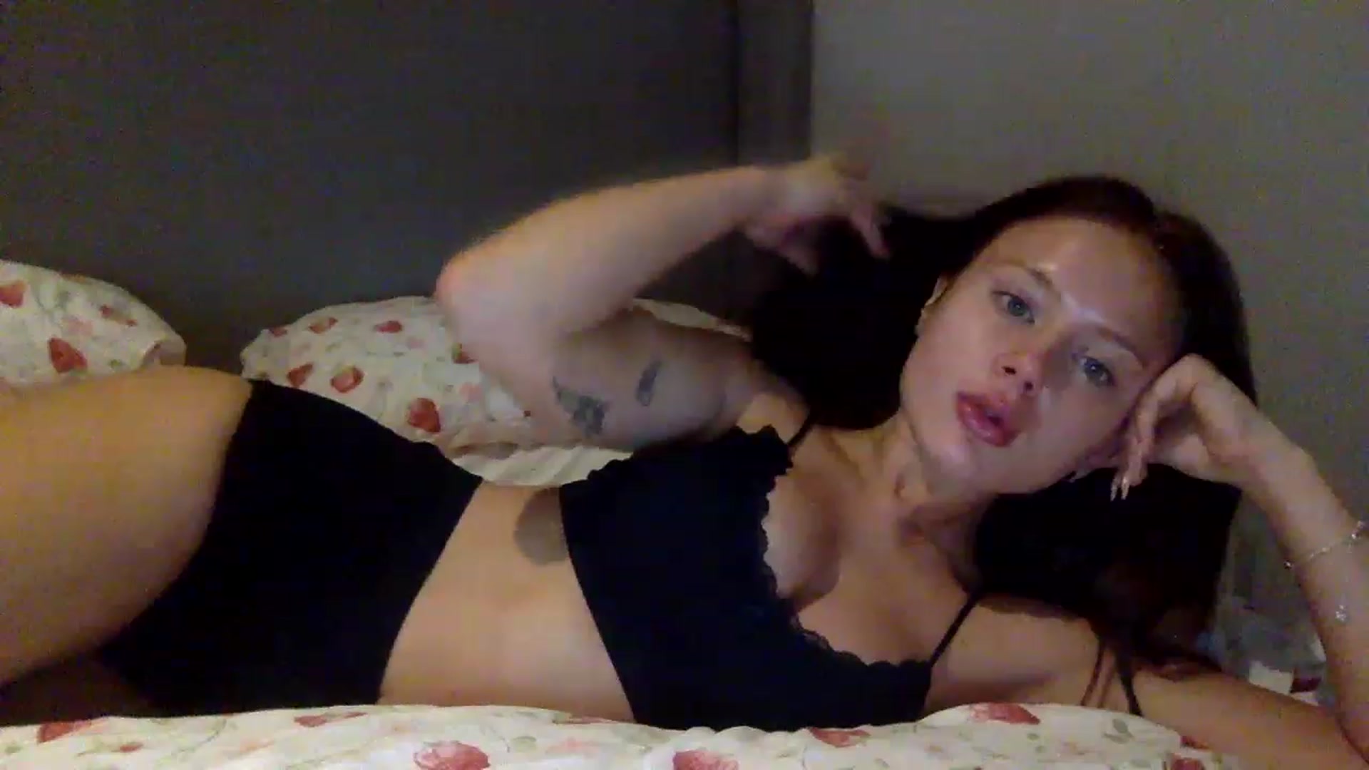 Gallery image thumbnail from BeaSaitou's myfreecams stream on, 05/22/2023, 23:01 image 2 of 20