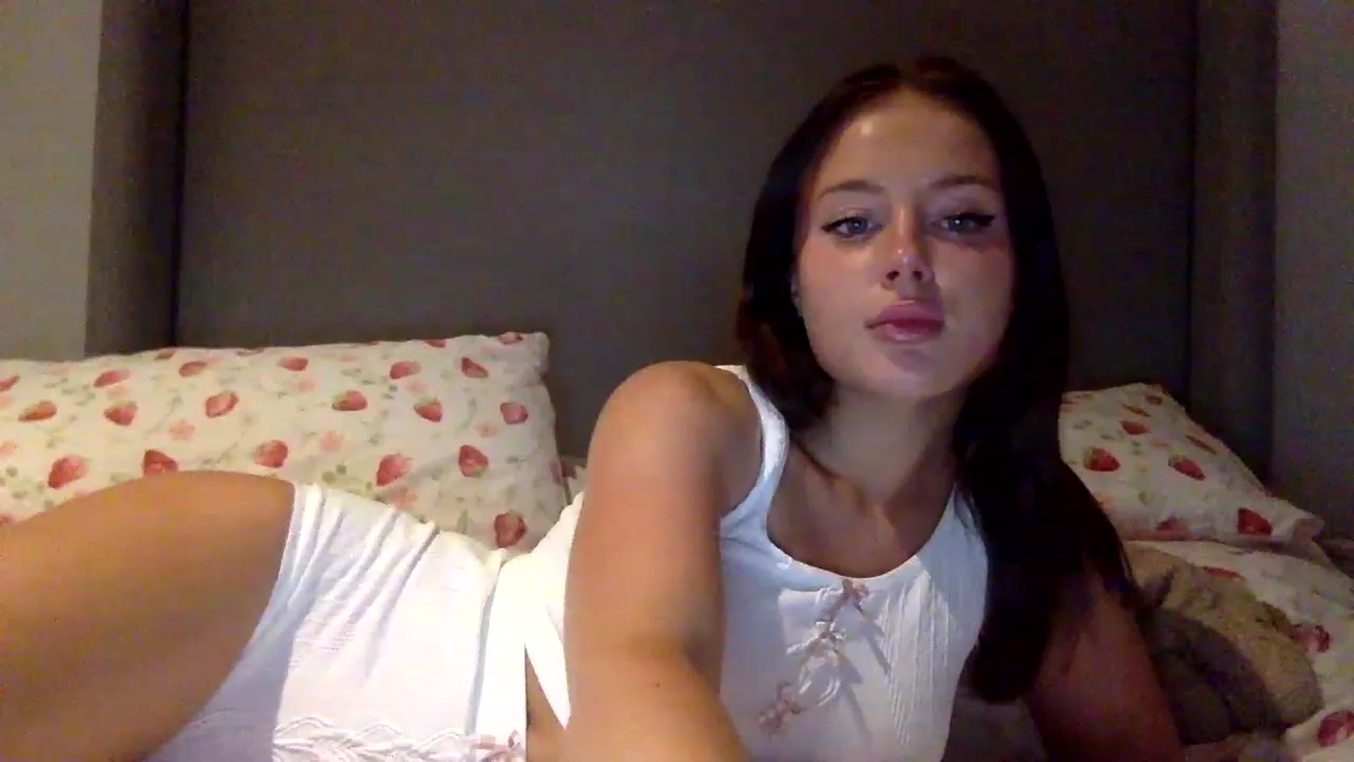 Gallery image thumbnail from BeaSaitou's myfreecams stream on, 05/23/2023, 23:04 image 4 of 20