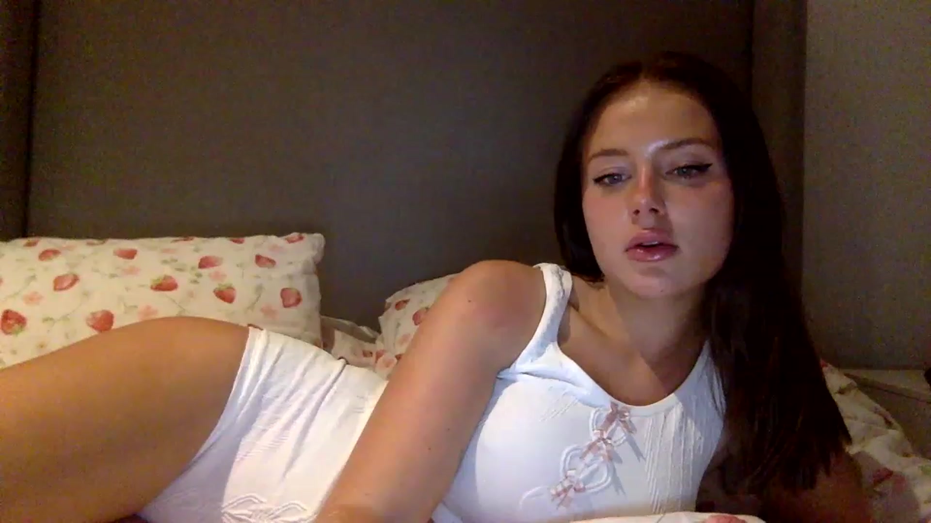 Gallery image thumbnail from BeaSaitou's myfreecams stream on, 05/23/2023, 23:04 image 14 of 20