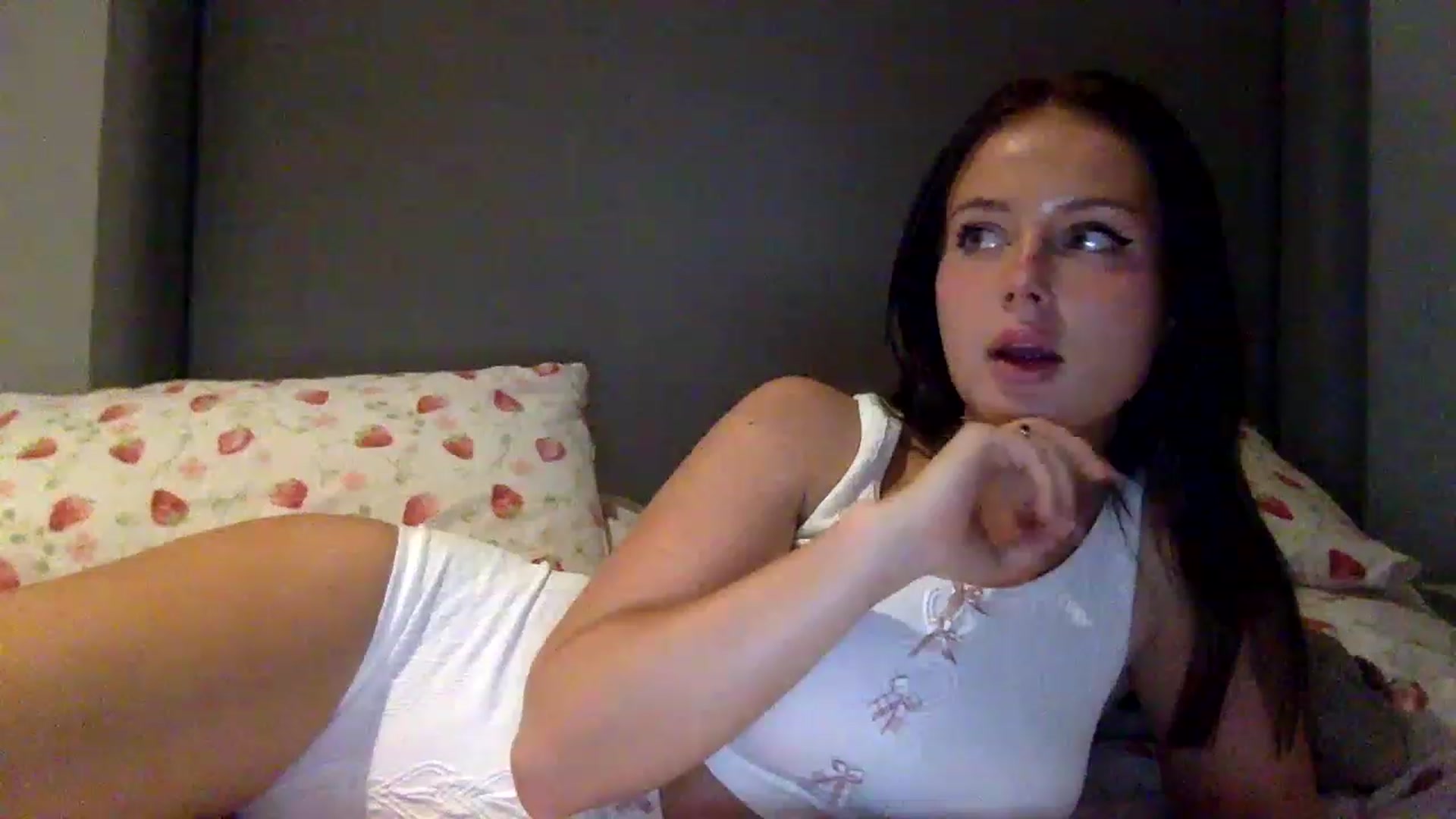 Gallery image thumbnail from BeaSaitou's myfreecams stream on, 05/23/2023, 23:04 image 5 of 20