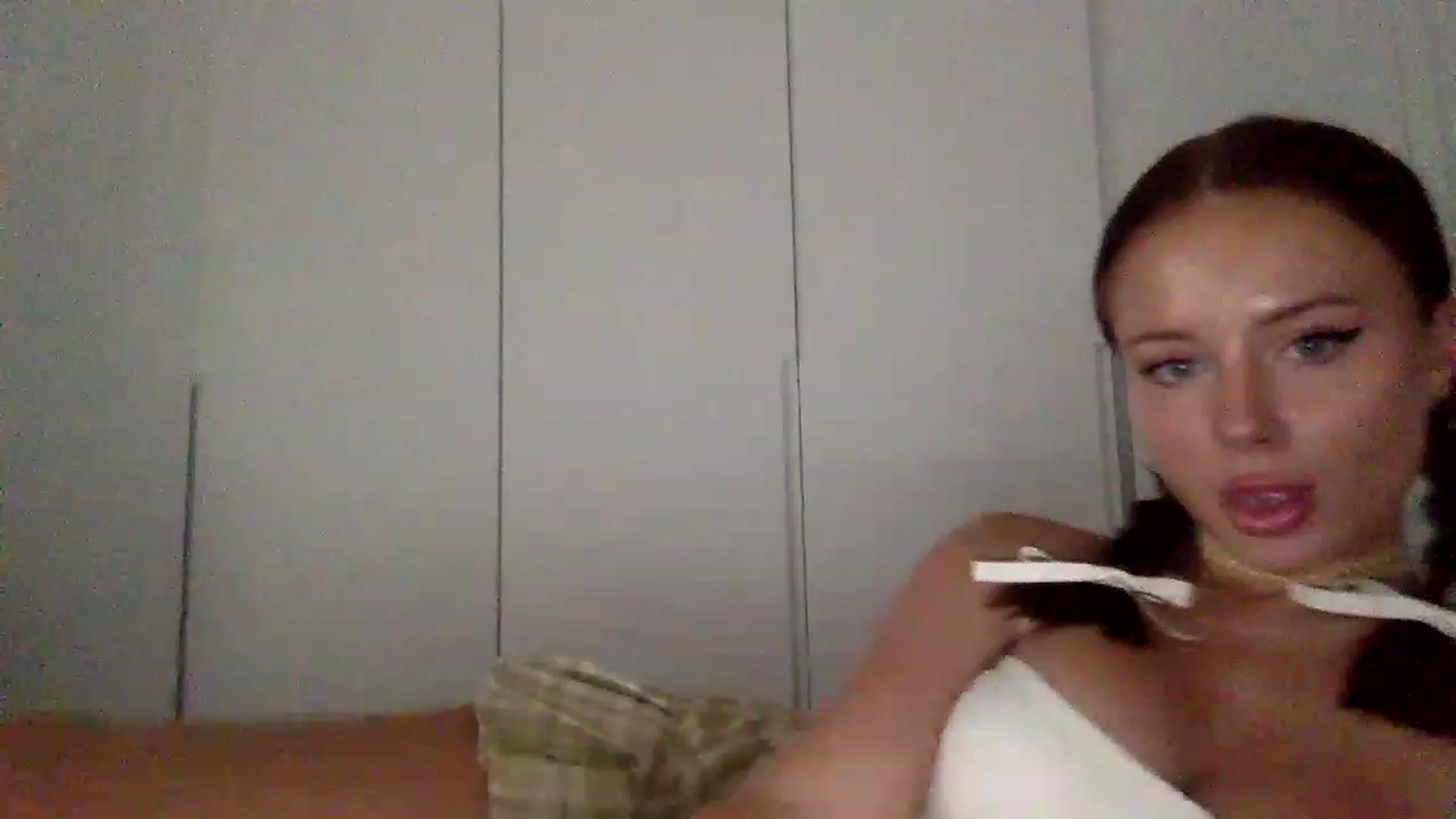 Gallery image thumbnail from BeaSaitou's myfreecams stream on, 05/24/2023, 19:23 image 10 of 20