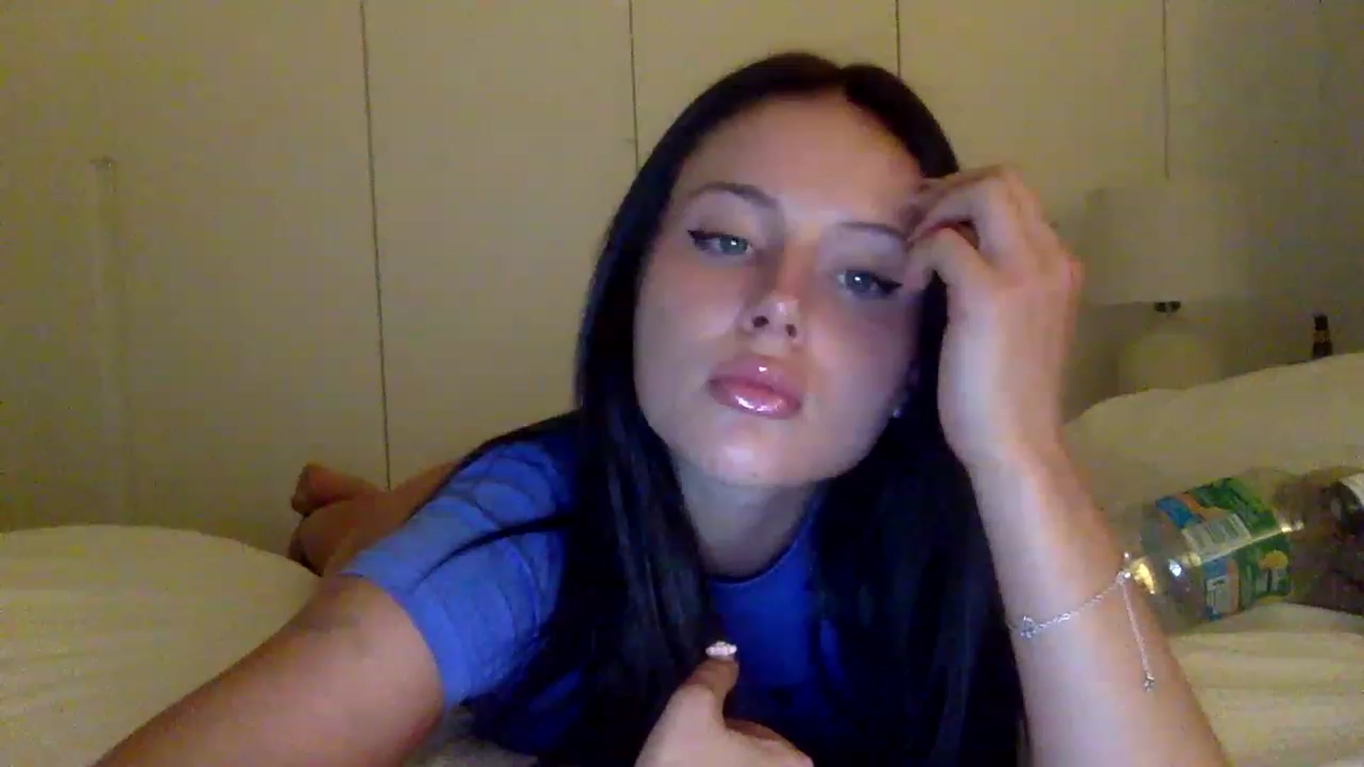 Gallery image thumbnail from BeaSaitou's myfreecams stream on, 05/31/2023, 21:02 image 15 of 20