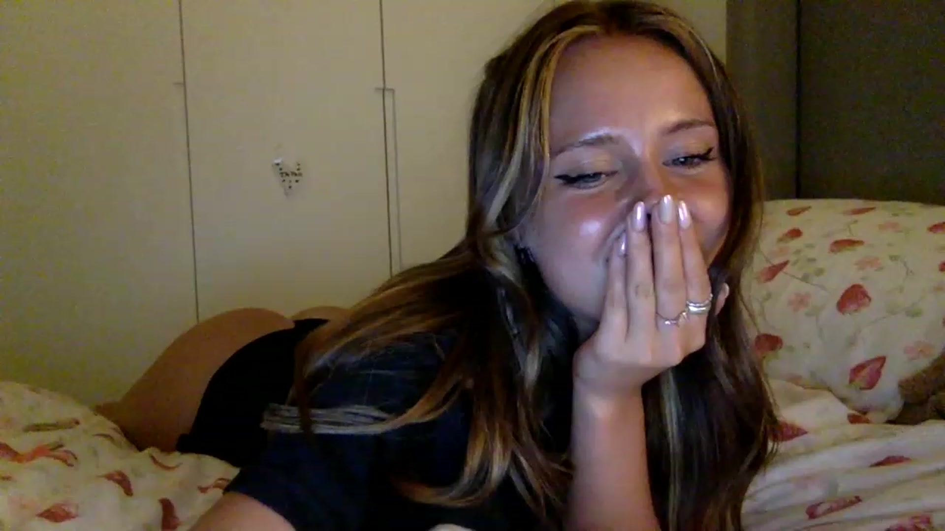 Gallery image thumbnail from BeaSaitou's myfreecams stream on, 06/28/2023, 22:02 image 18 of 20